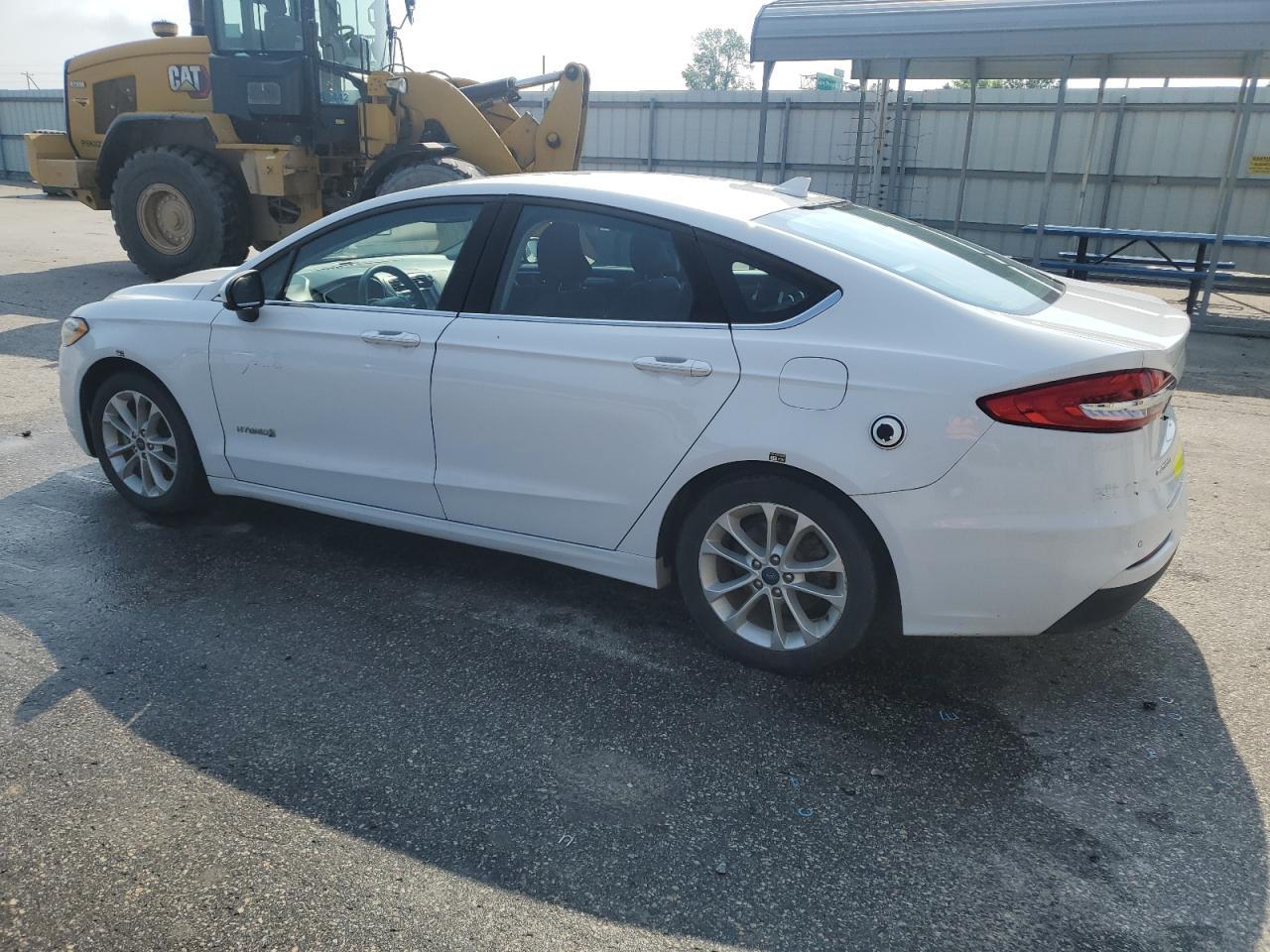 2019 Ford Fusion Se - zdjęcie 2