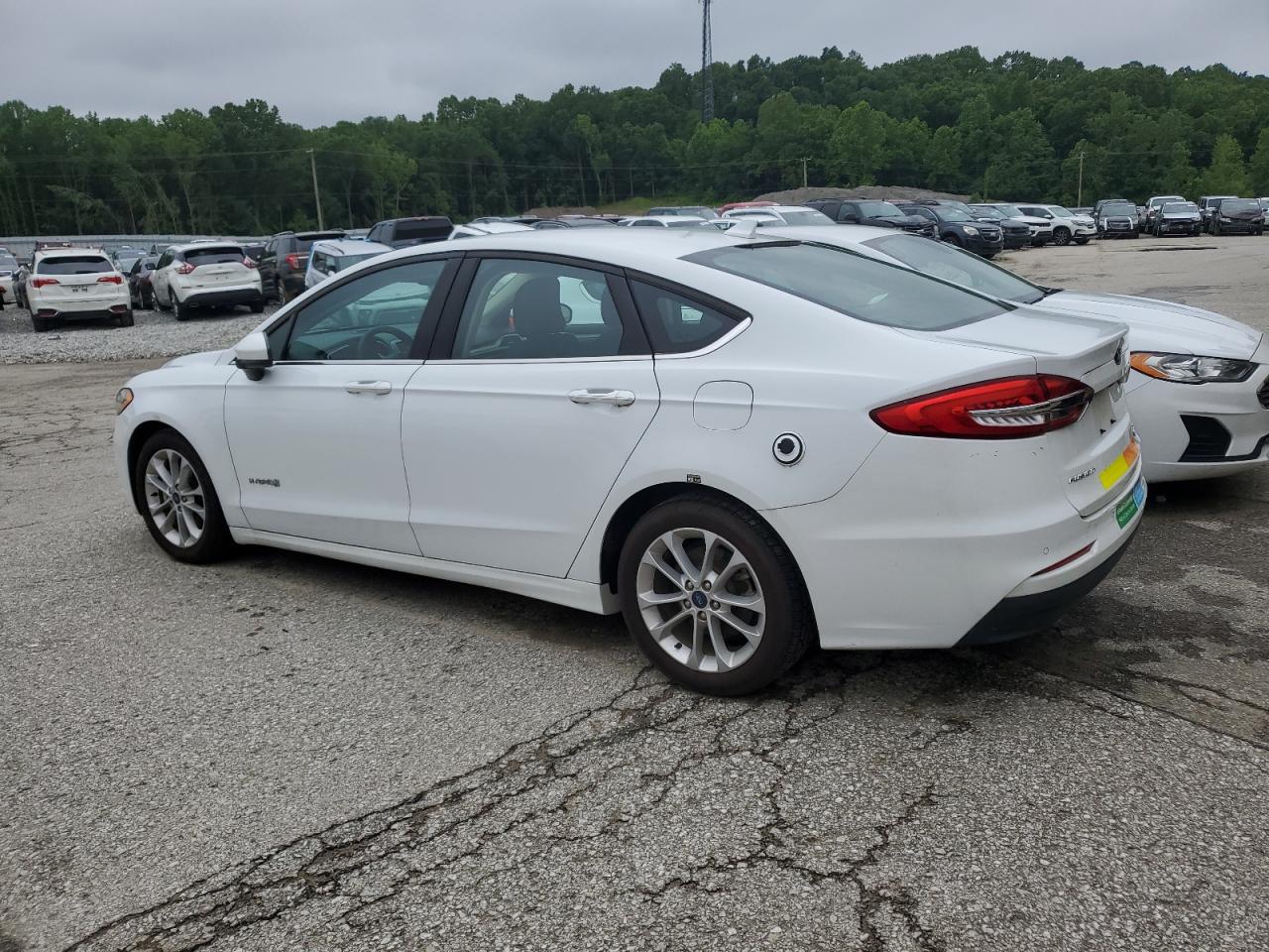 2019 Ford Fusion Se - zdjęcie 2