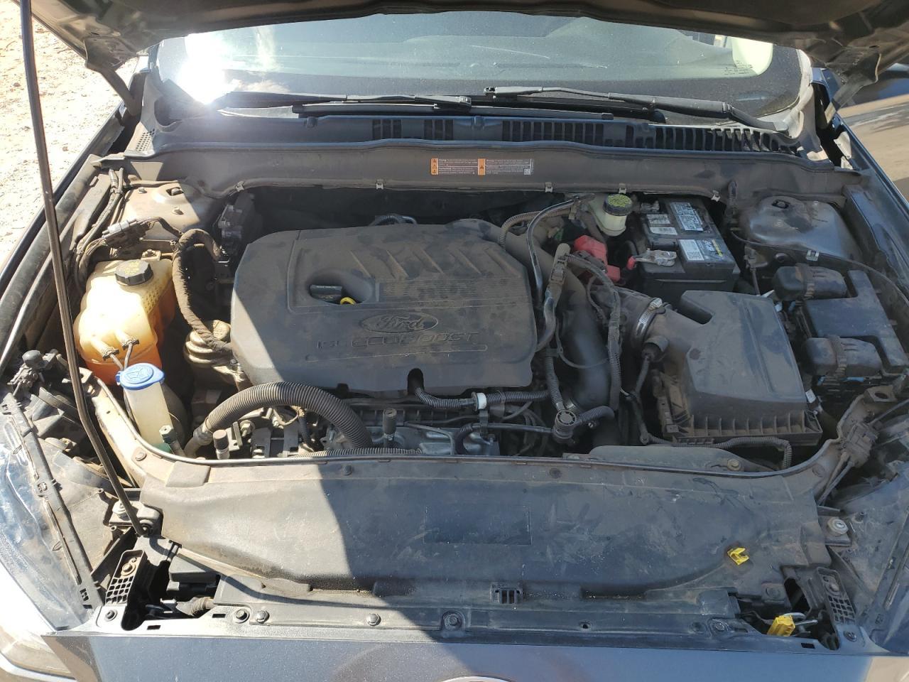 2017 Ford Fusion - zdjęcie 11