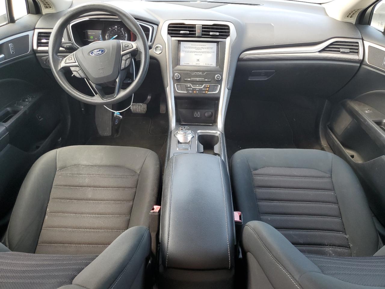 2019 Ford Fusion Se - zdjęcie 8