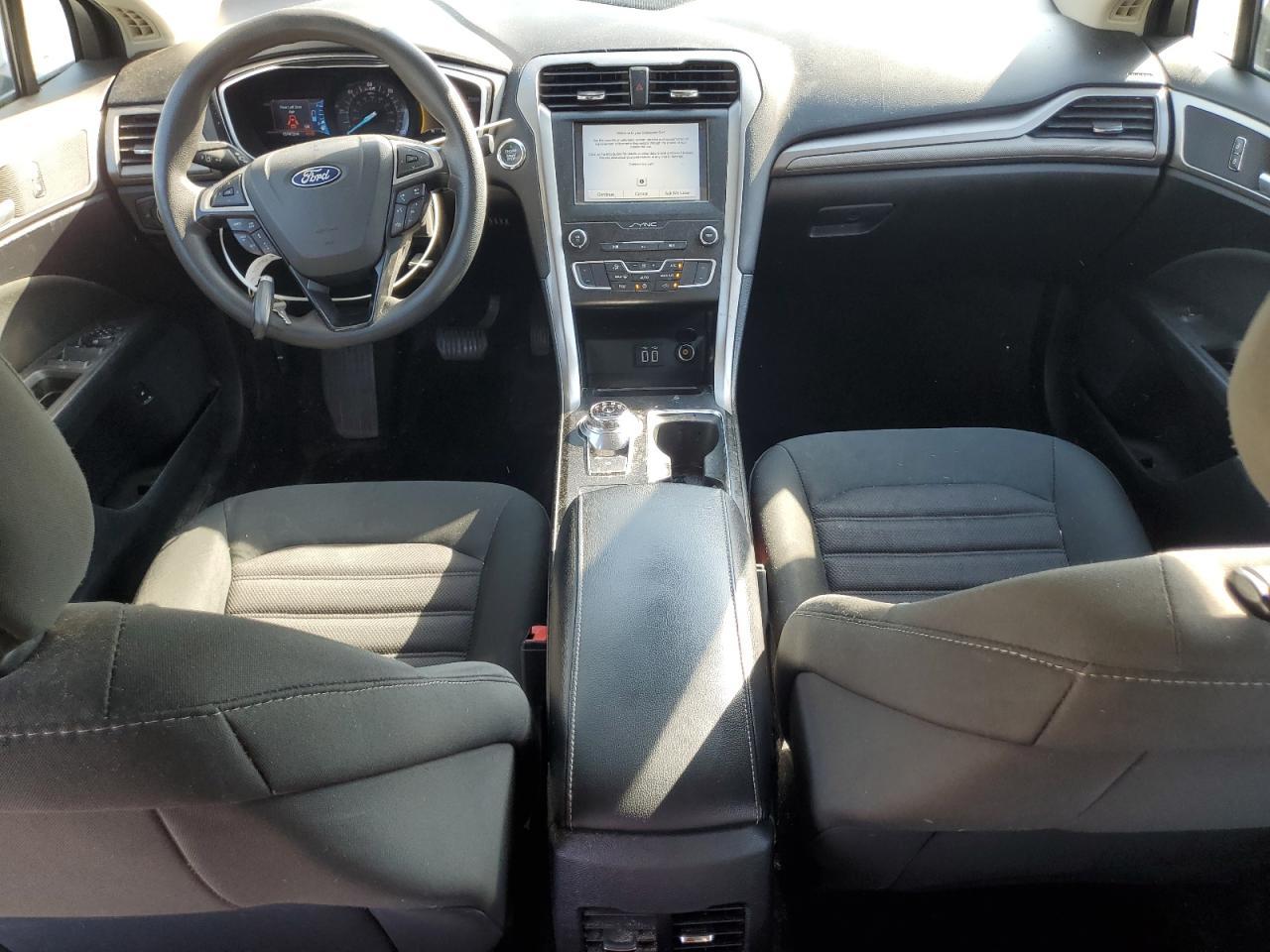 2019 Ford Fusion Se - zdjęcie 8