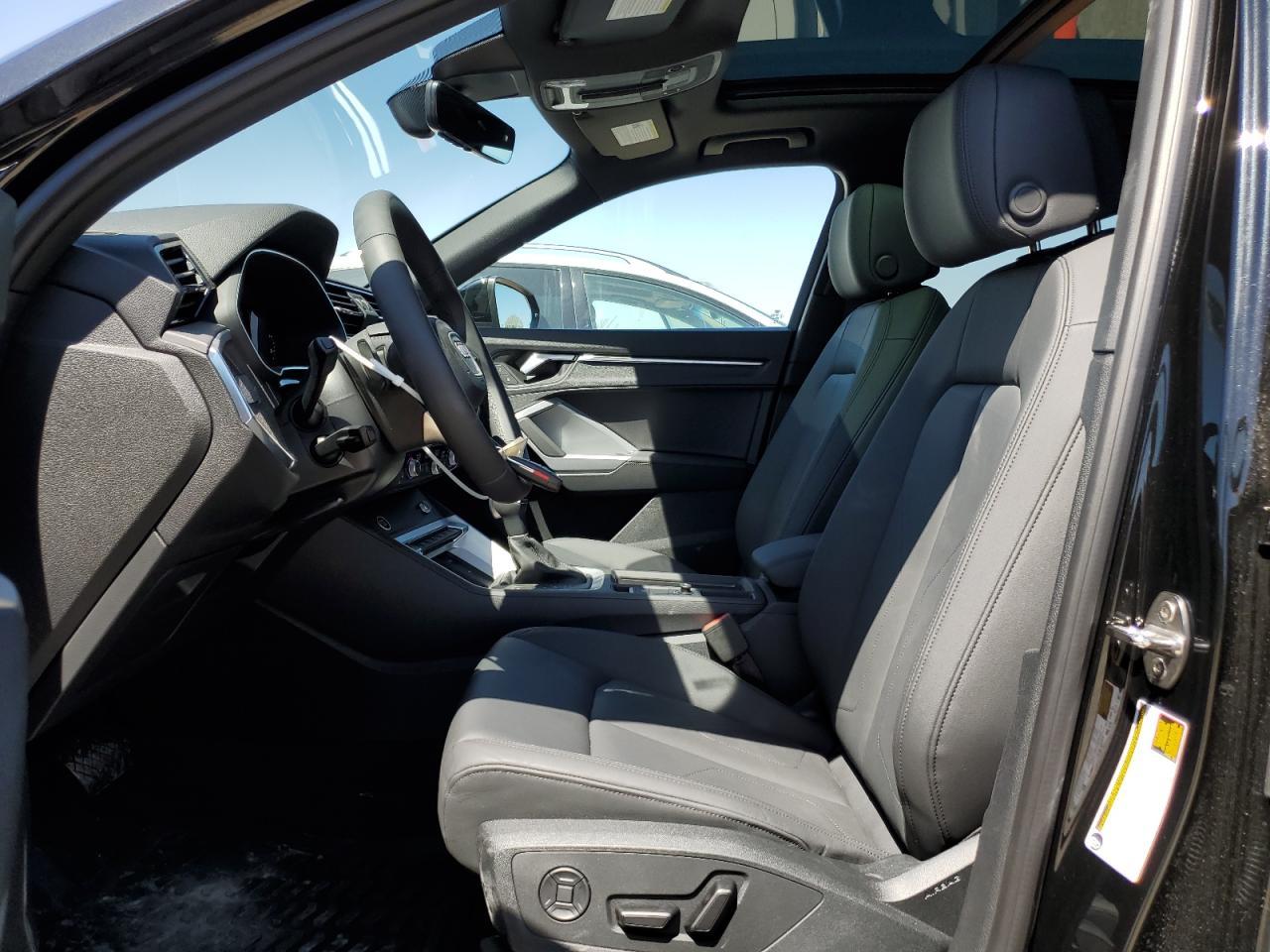 2025 Audi Q3 Premium S Line 45 - zdjęcie 7