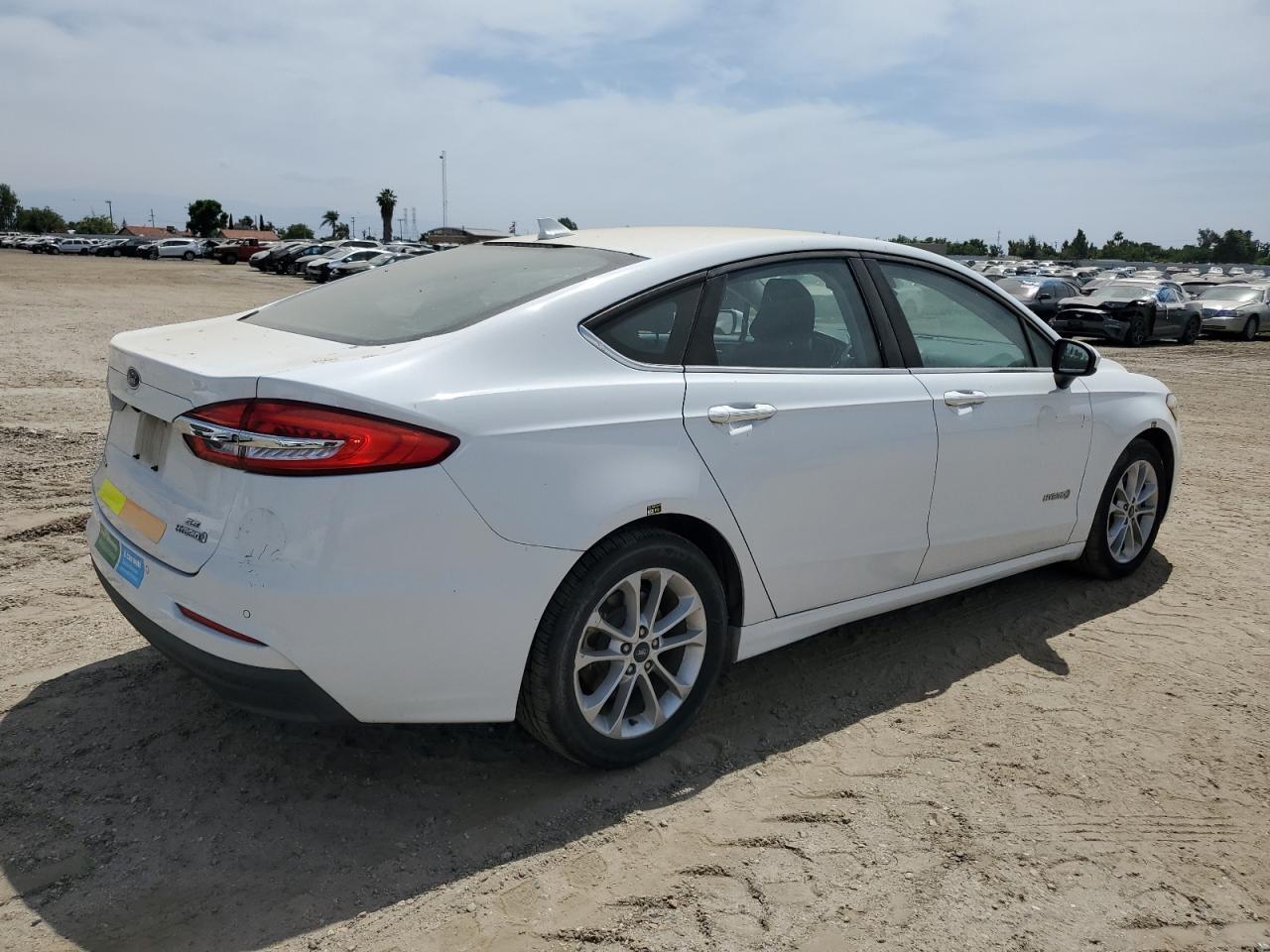 2019 Ford Fusion Se - zdjęcie 3