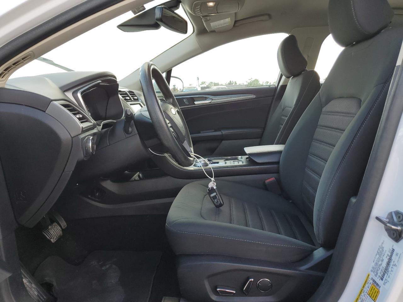2020 Ford Fusion Se - zdjęcie 7