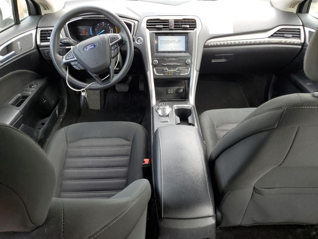 2019 Ford Fusion Se - zdjęcie 8