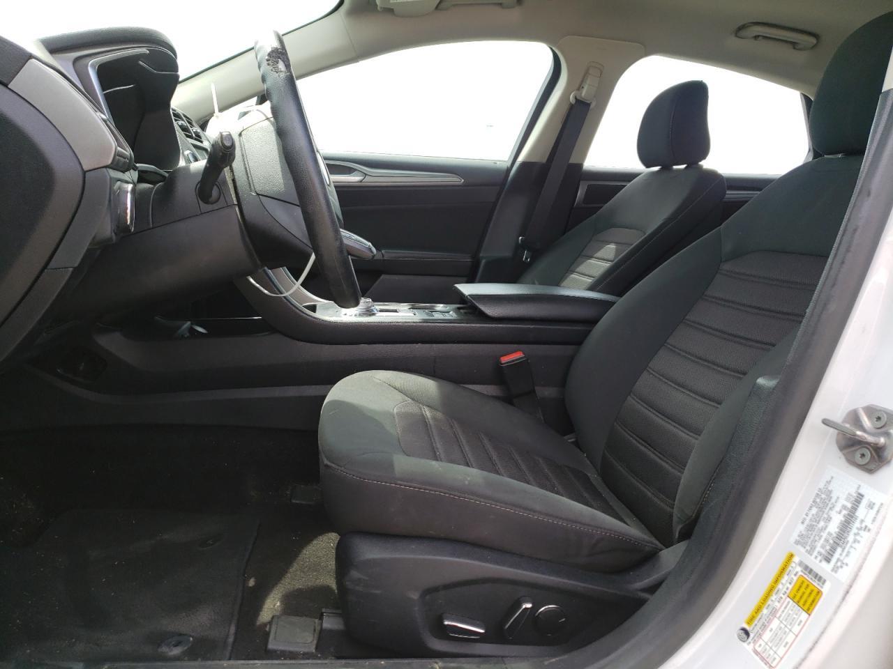 2020 Ford Fusion Se - zdjęcie 7