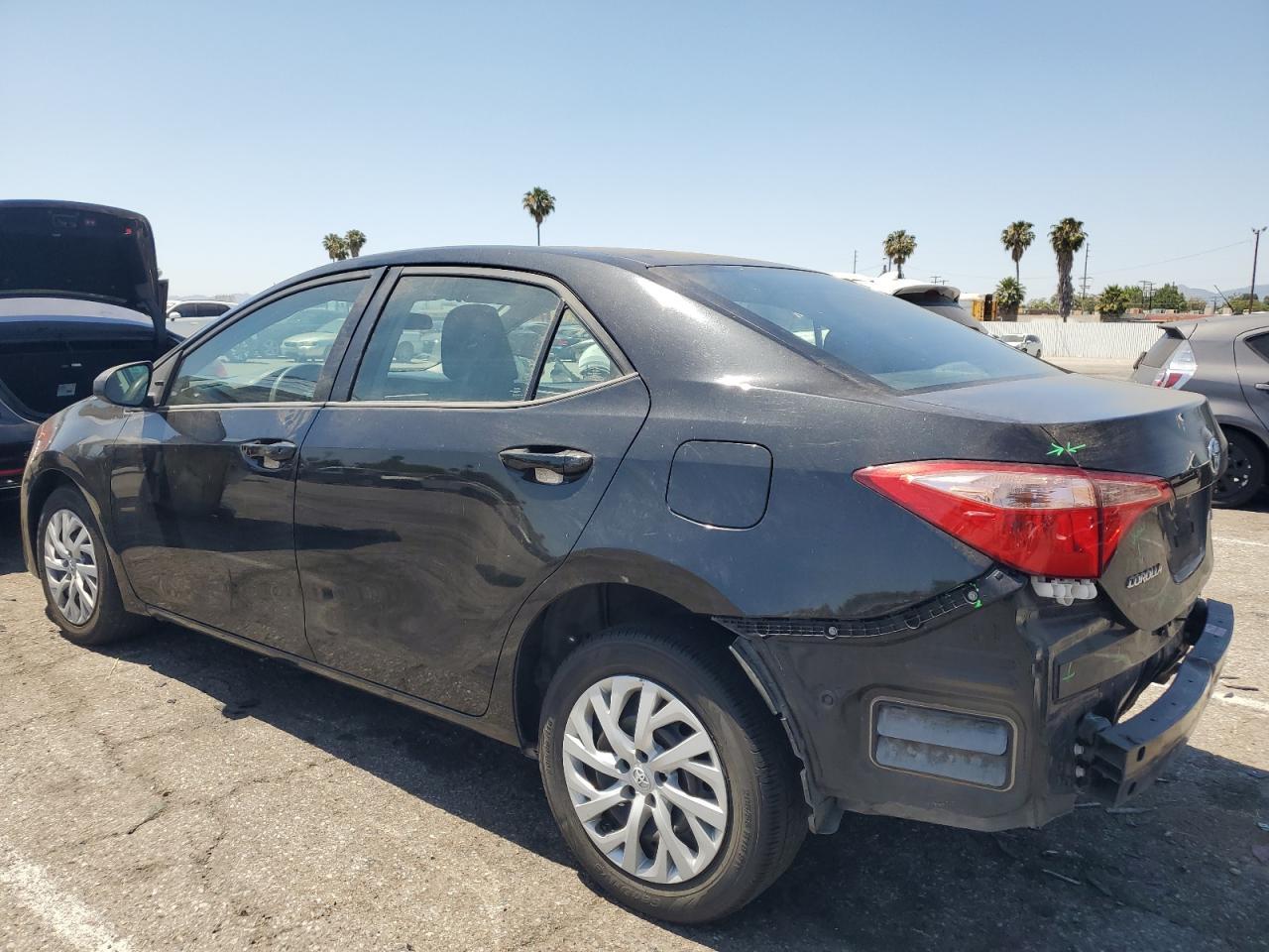 2019 Toyota Corolla L - zdjęcie 2