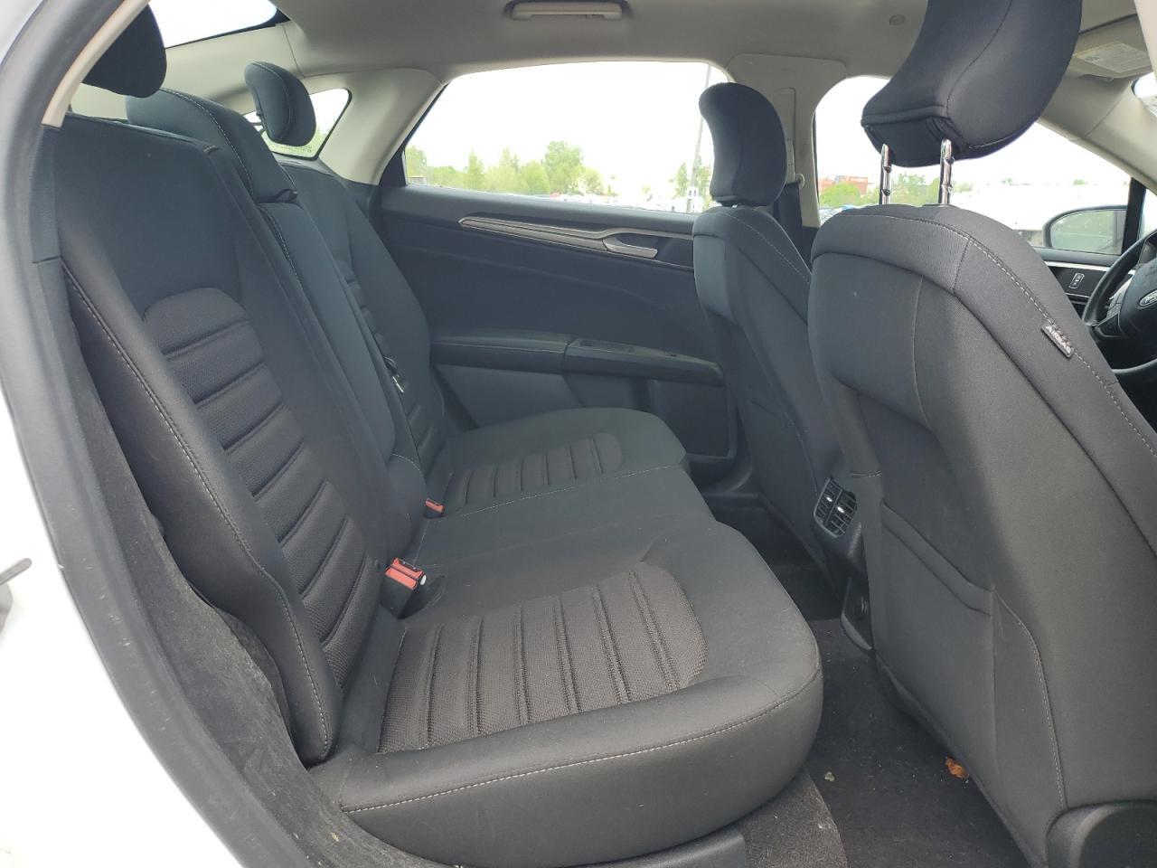 2019 Ford Fusion Se - zdjęcie 10