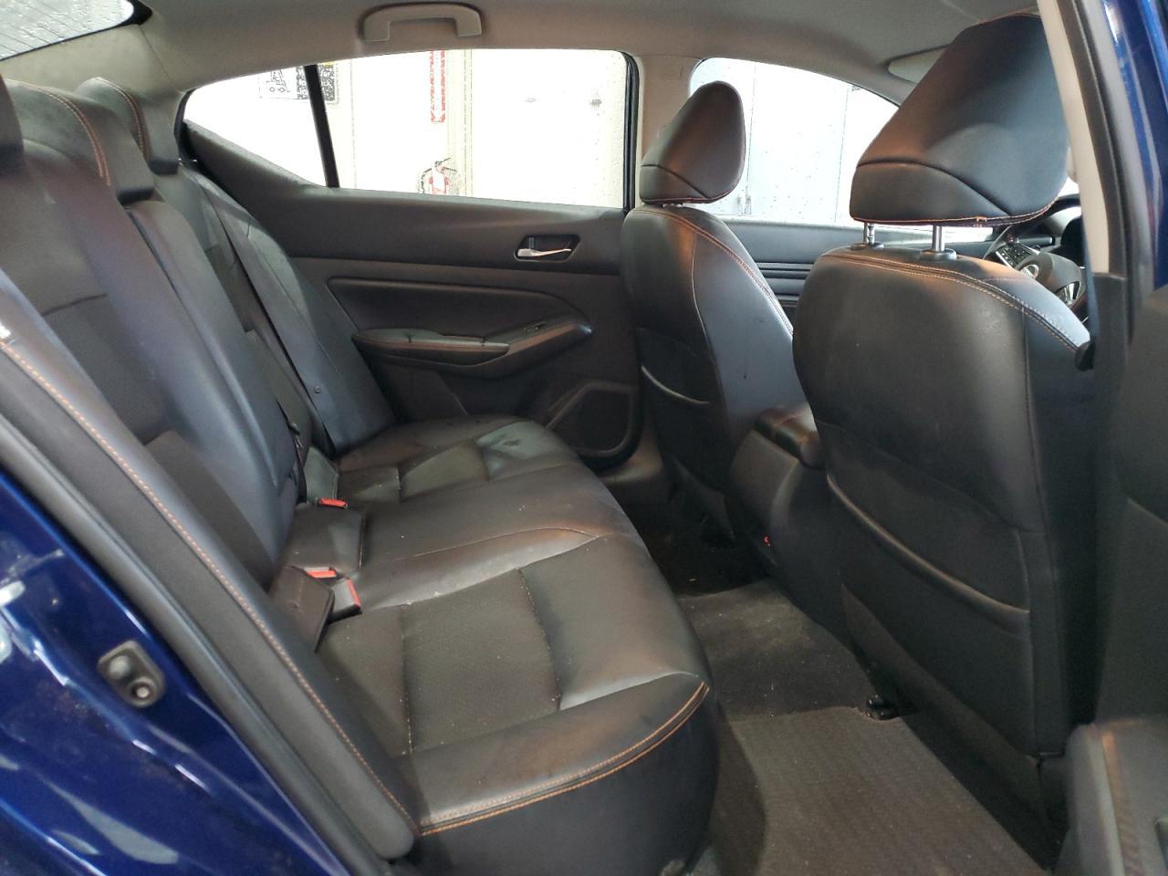 2020 Nissan Altima Sr - zdjęcie 10