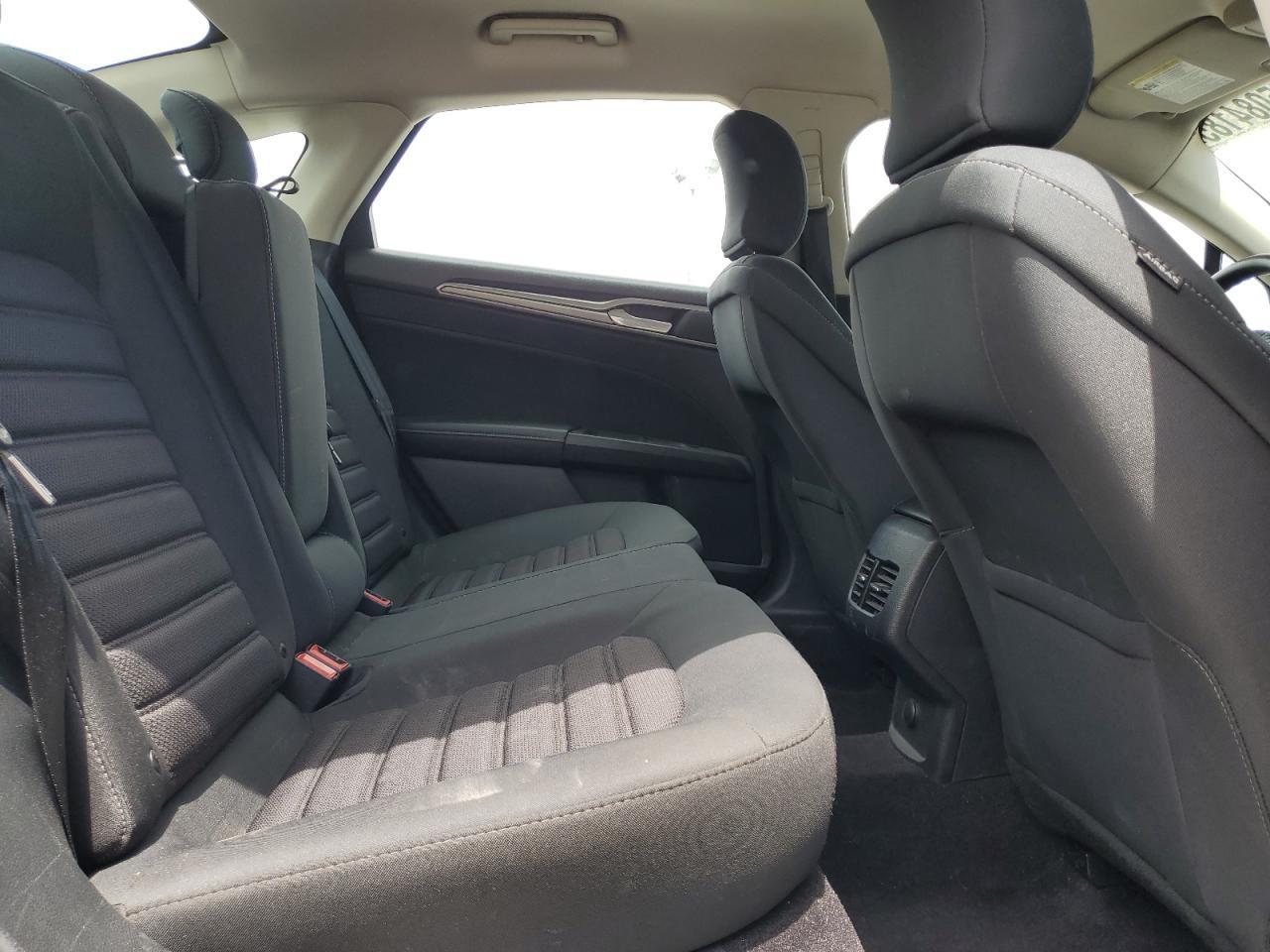 2019 Ford Fusion Se - zdjęcie 10