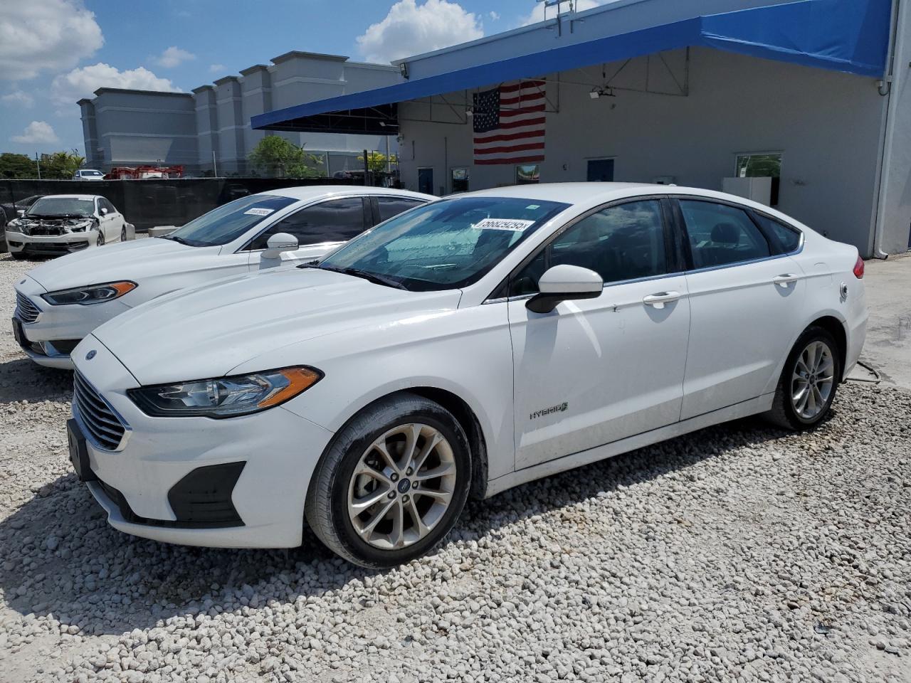 2019 Ford Fusion Se - zdjęcie główne