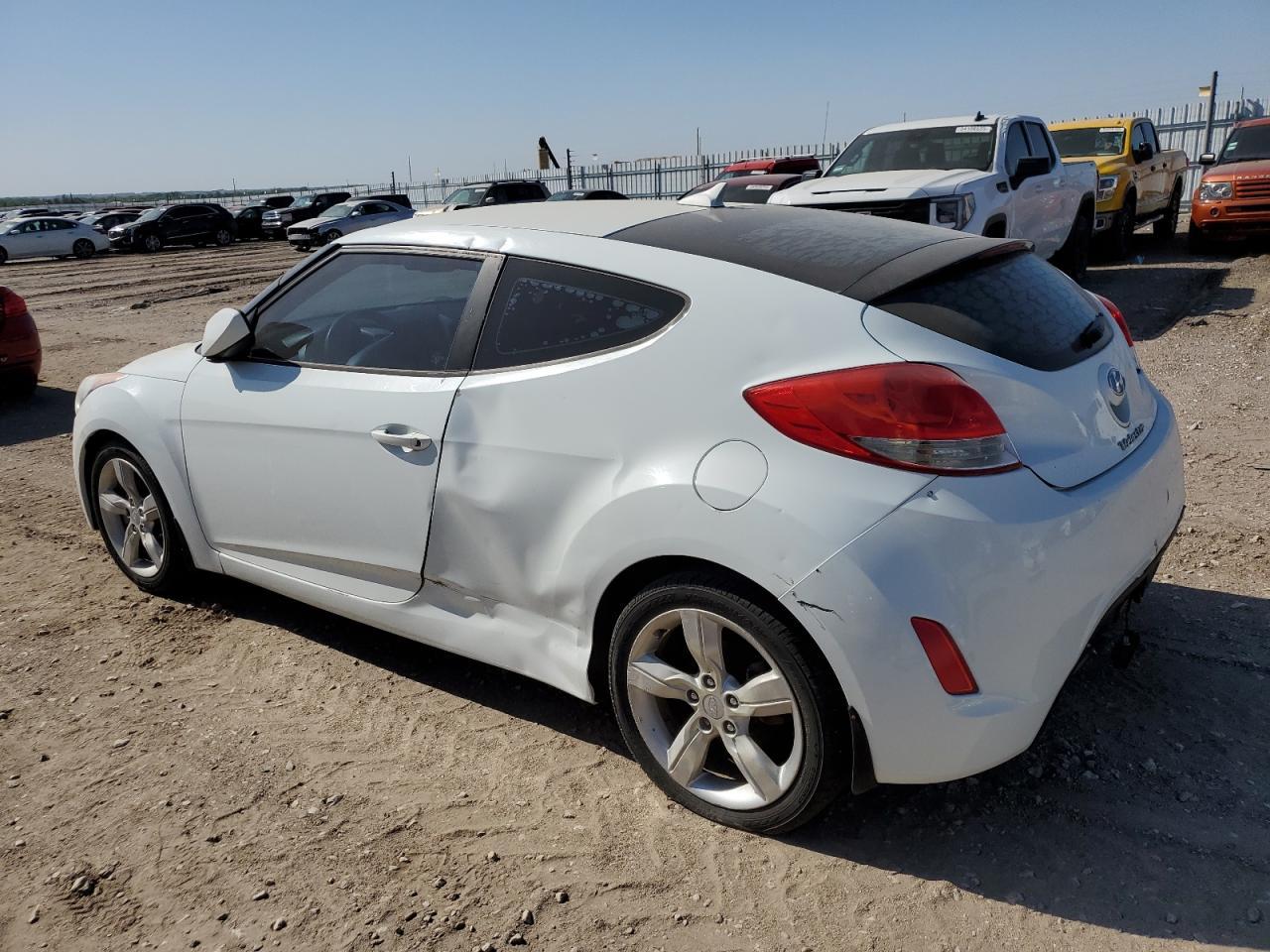 2013 Hyundai Veloster - zdjęcie 2