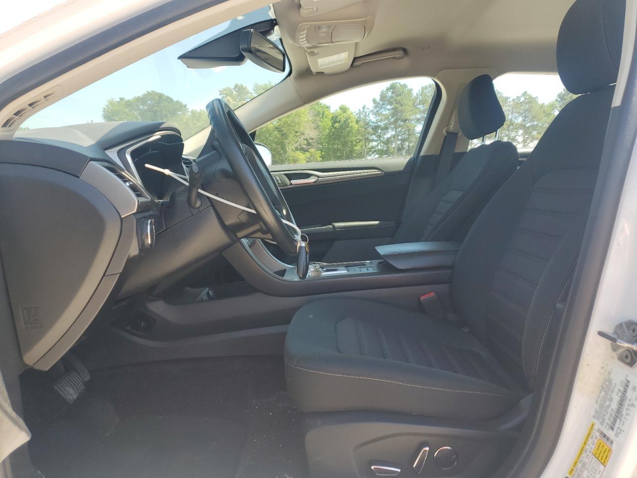 2020 Ford Fusion Se - zdjęcie 7
