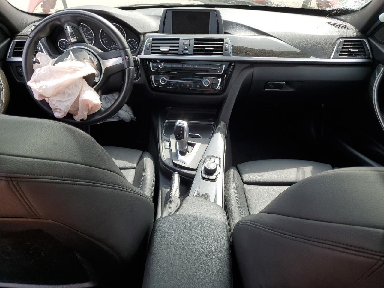 2016 BMW 320 I - zdjęcie 8