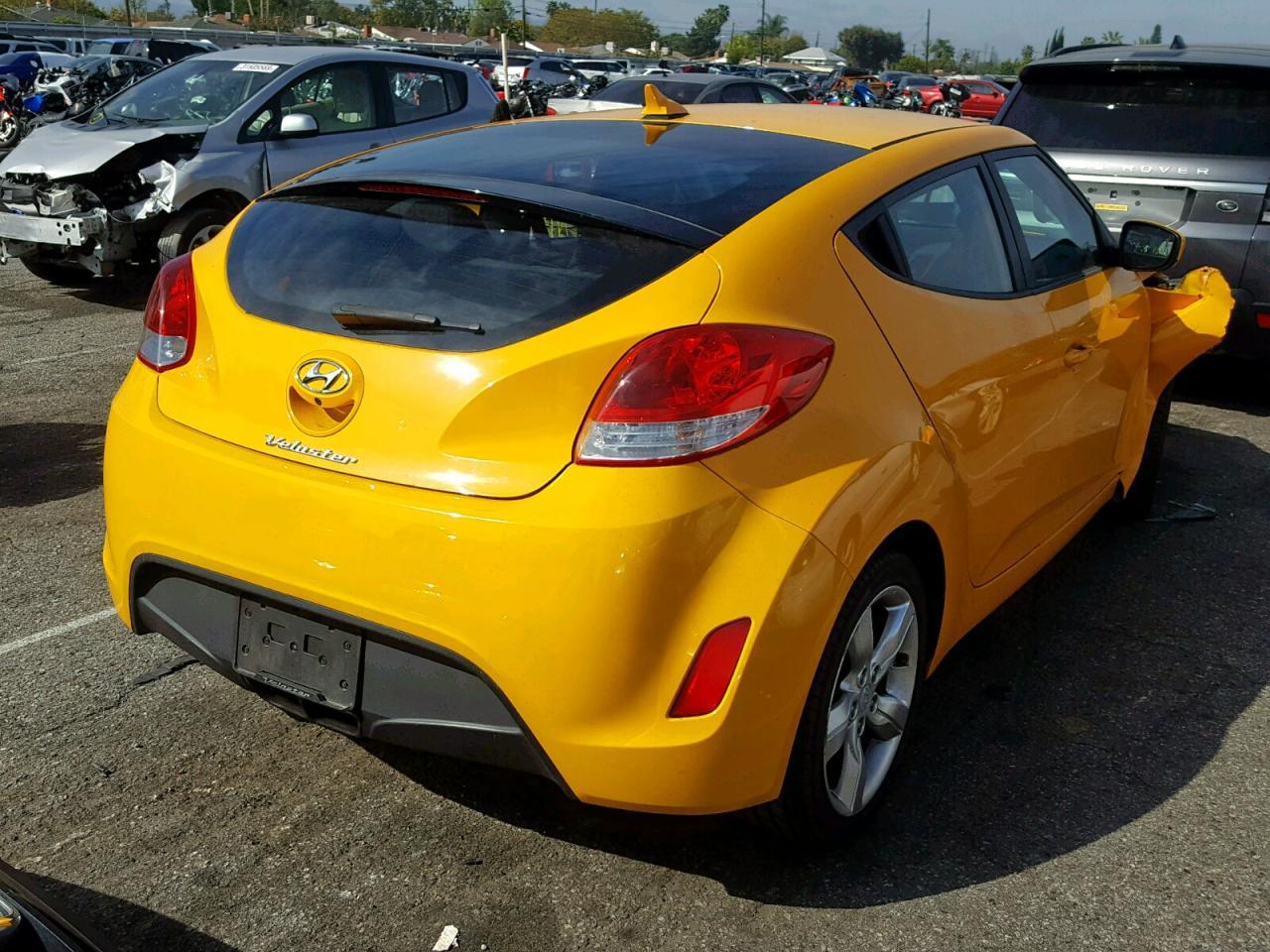 2015 Hyundai Veloster - zdjęcie 4
