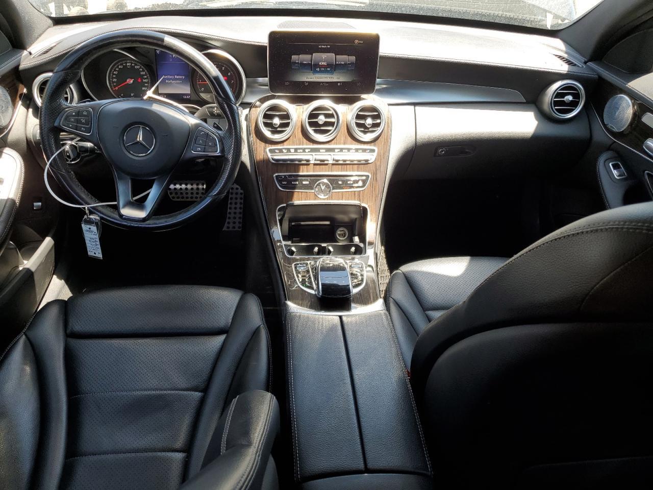 2016 Mercedes-Benz C 300 4Matic - zdjęcie 8