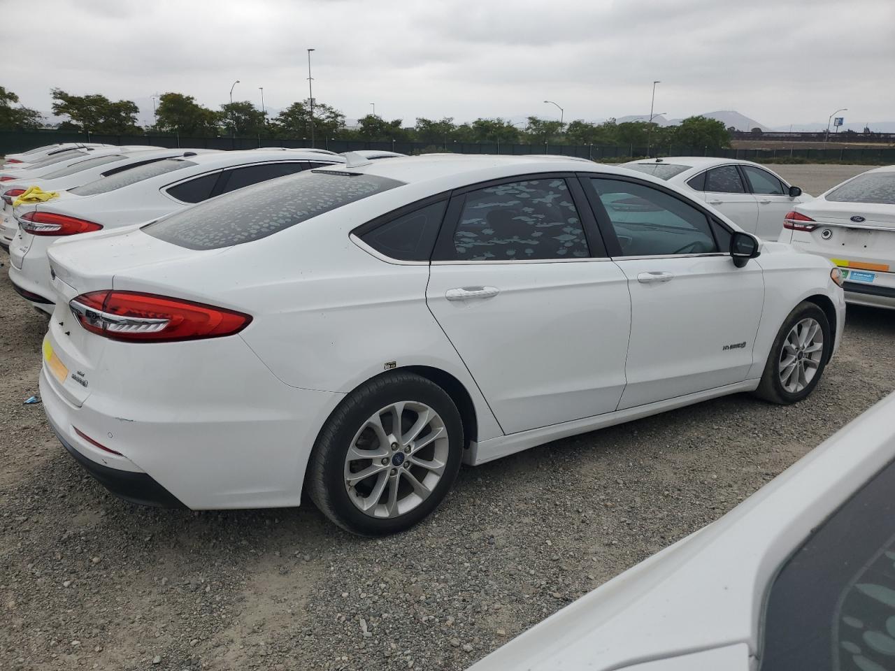 2019 Ford Fusion Se - zdjęcie 3