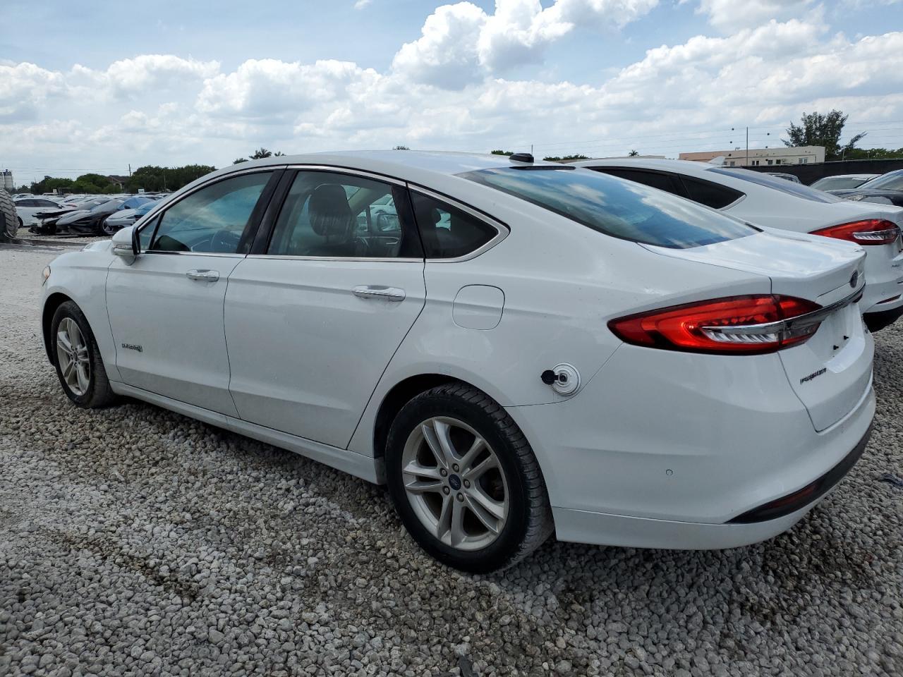 2018 Ford Fusion Se Hybrid - zdjęcie 2