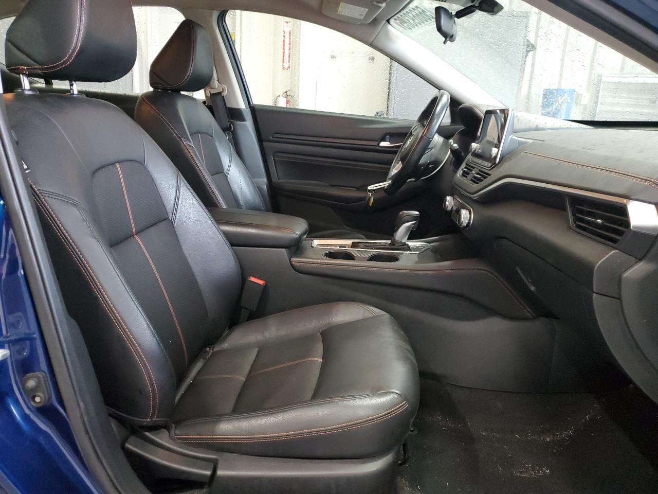 2020 Nissan Altima Sr - zdjęcie 7