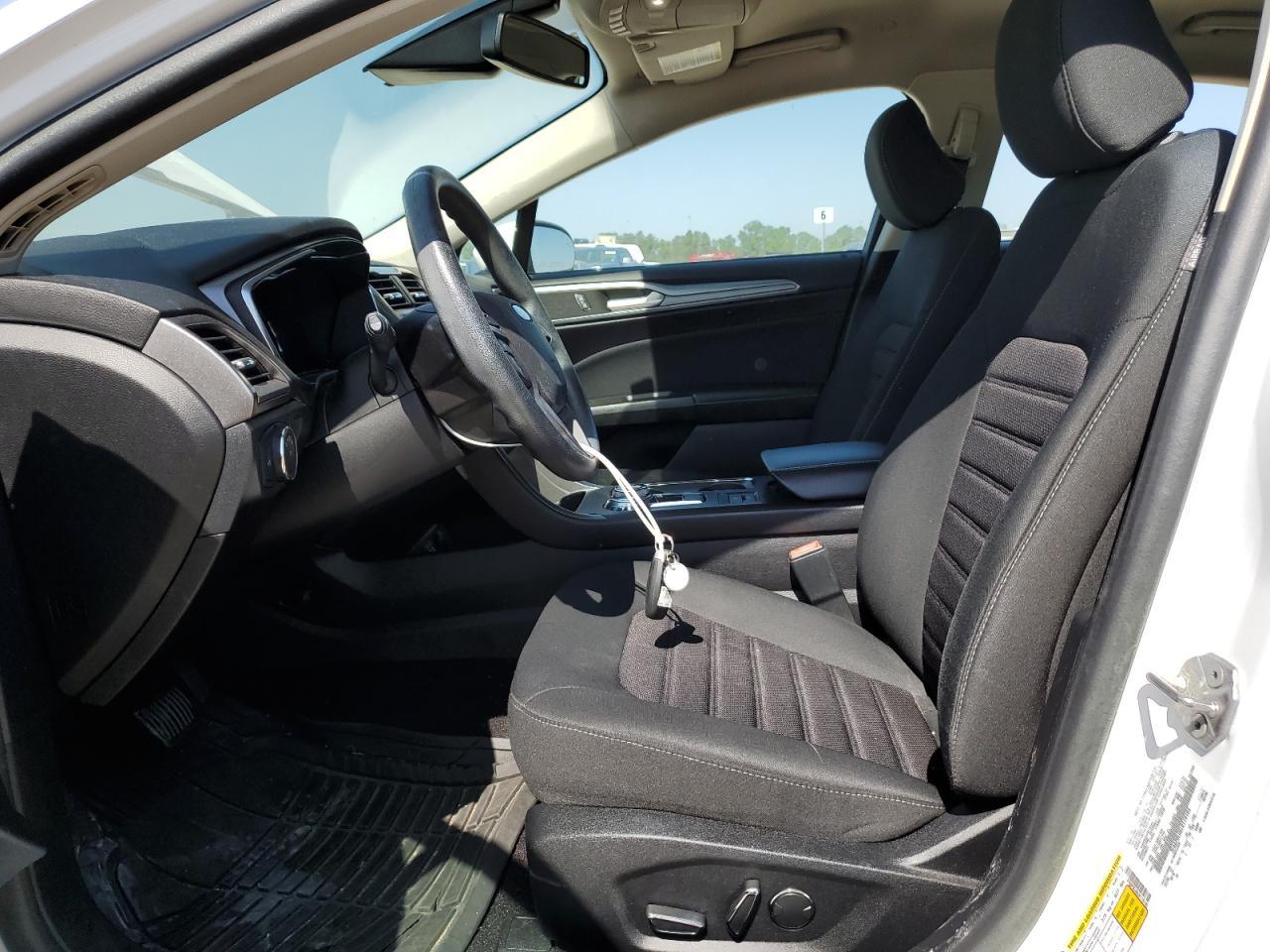 2020 Ford Fusion Se - zdjęcie 7