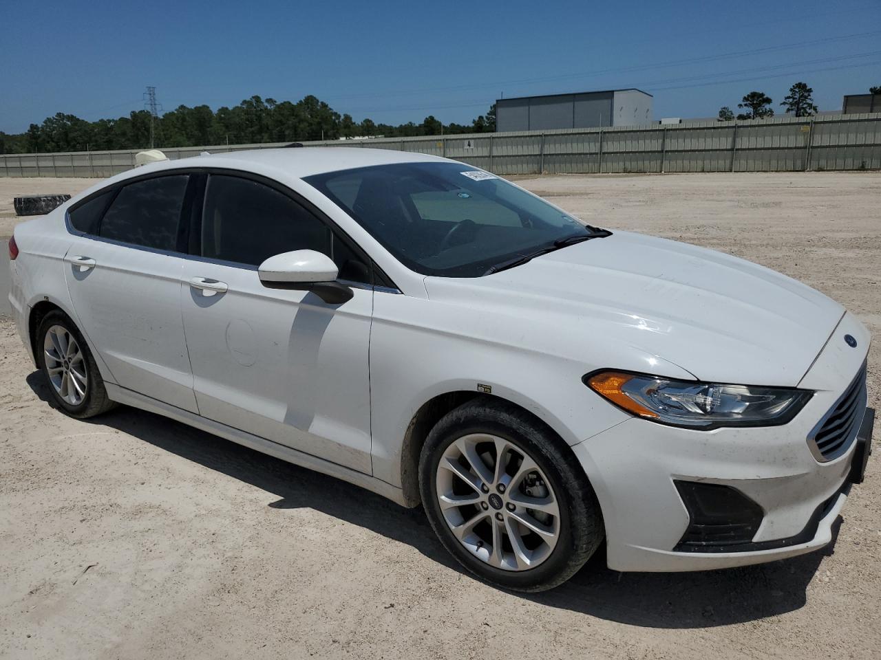 2020 Ford Fusion Se - zdjęcie 4