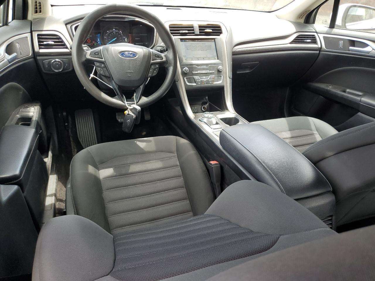 2019 Ford Fusion Se - zdjęcie 8