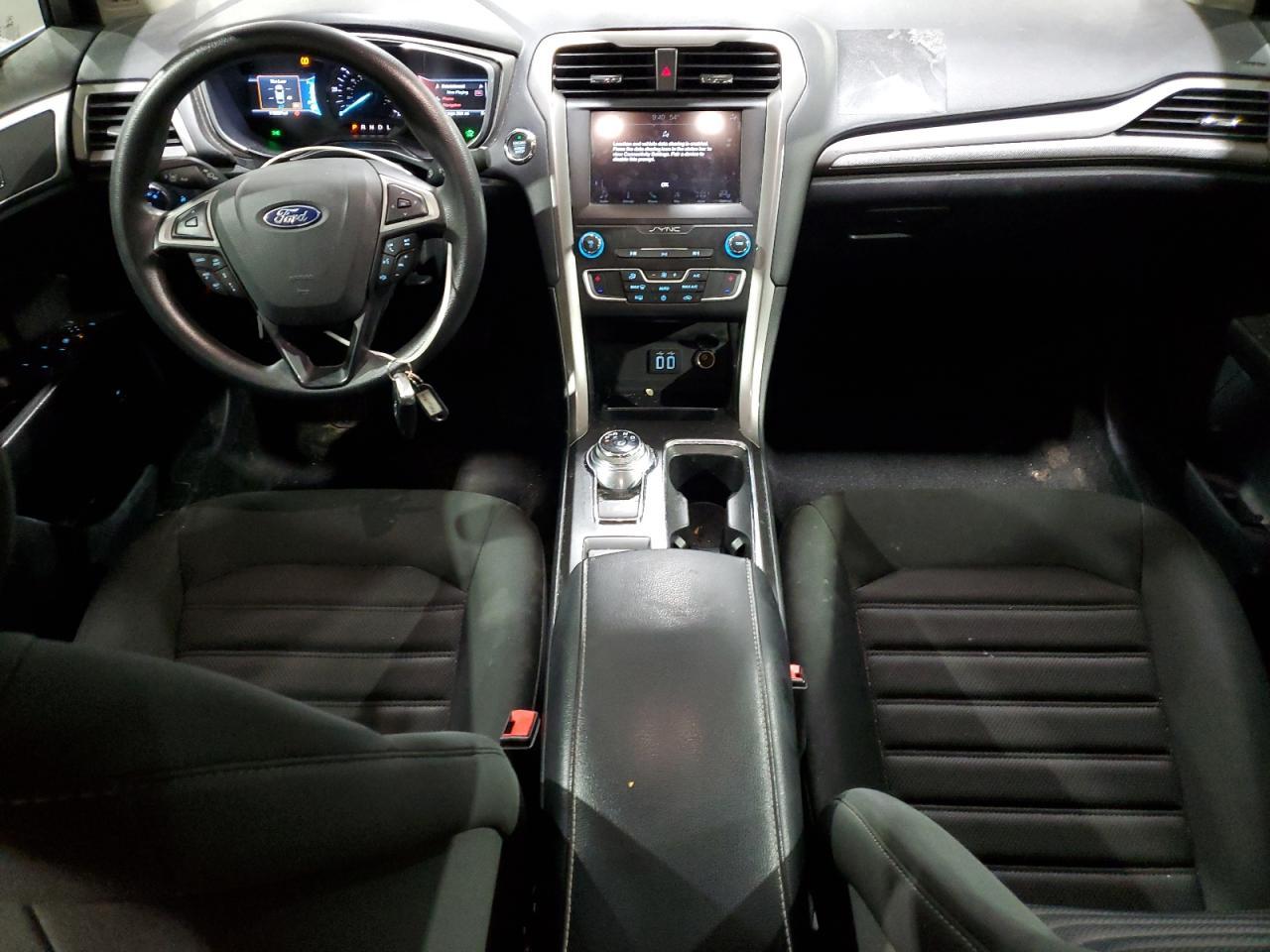 2019 Ford Fusion Se - zdjęcie 8