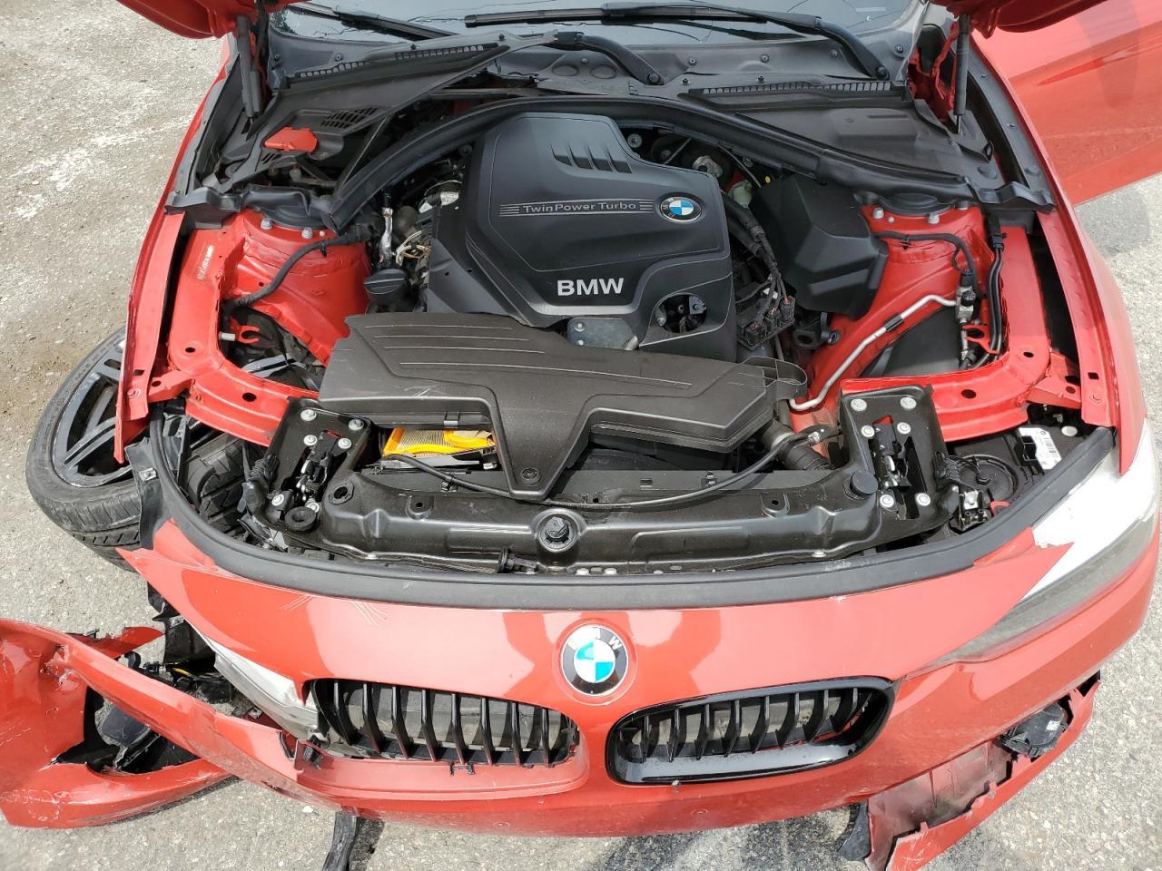 2016 BMW 320 I - zdjęcie 11