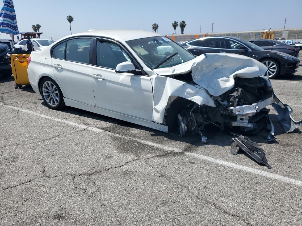 2018 BMW 320 I - zdjęcie 4