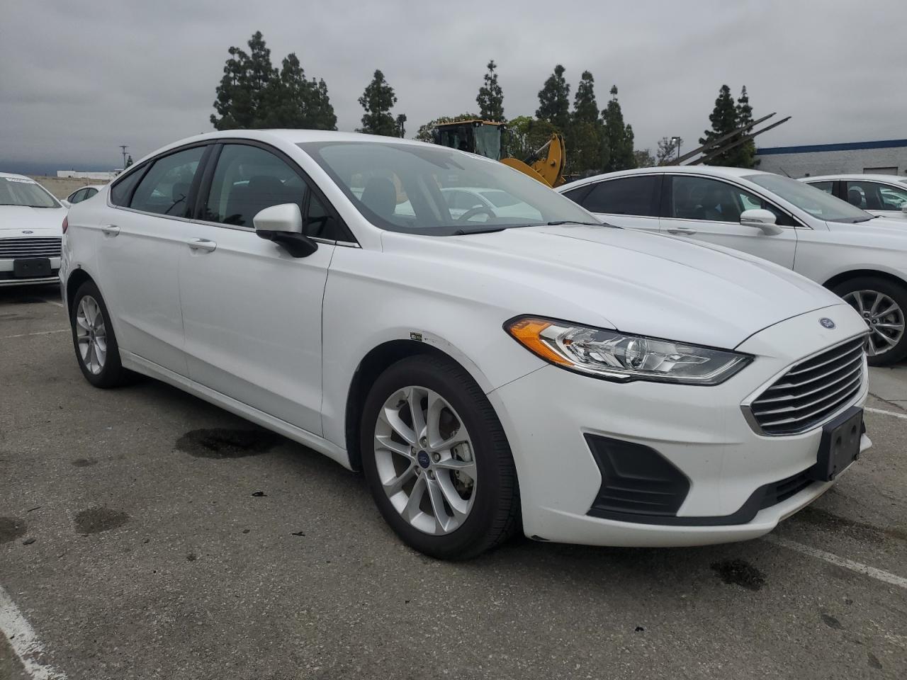 2020 Ford Fusion Se - zdjęcie 4