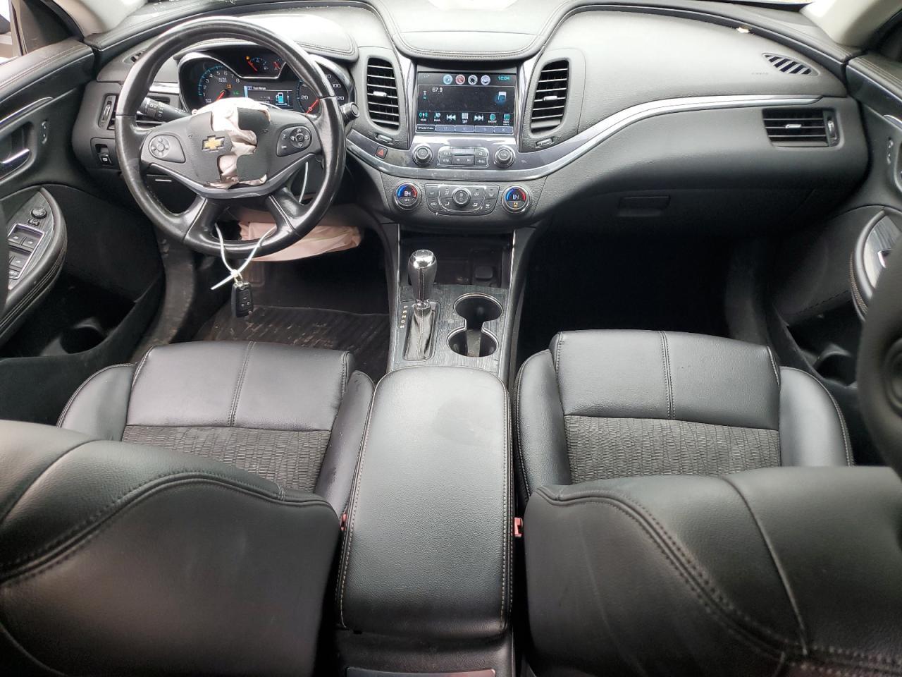 2017 Chevrolet Impala Lt - zdjęcie 8