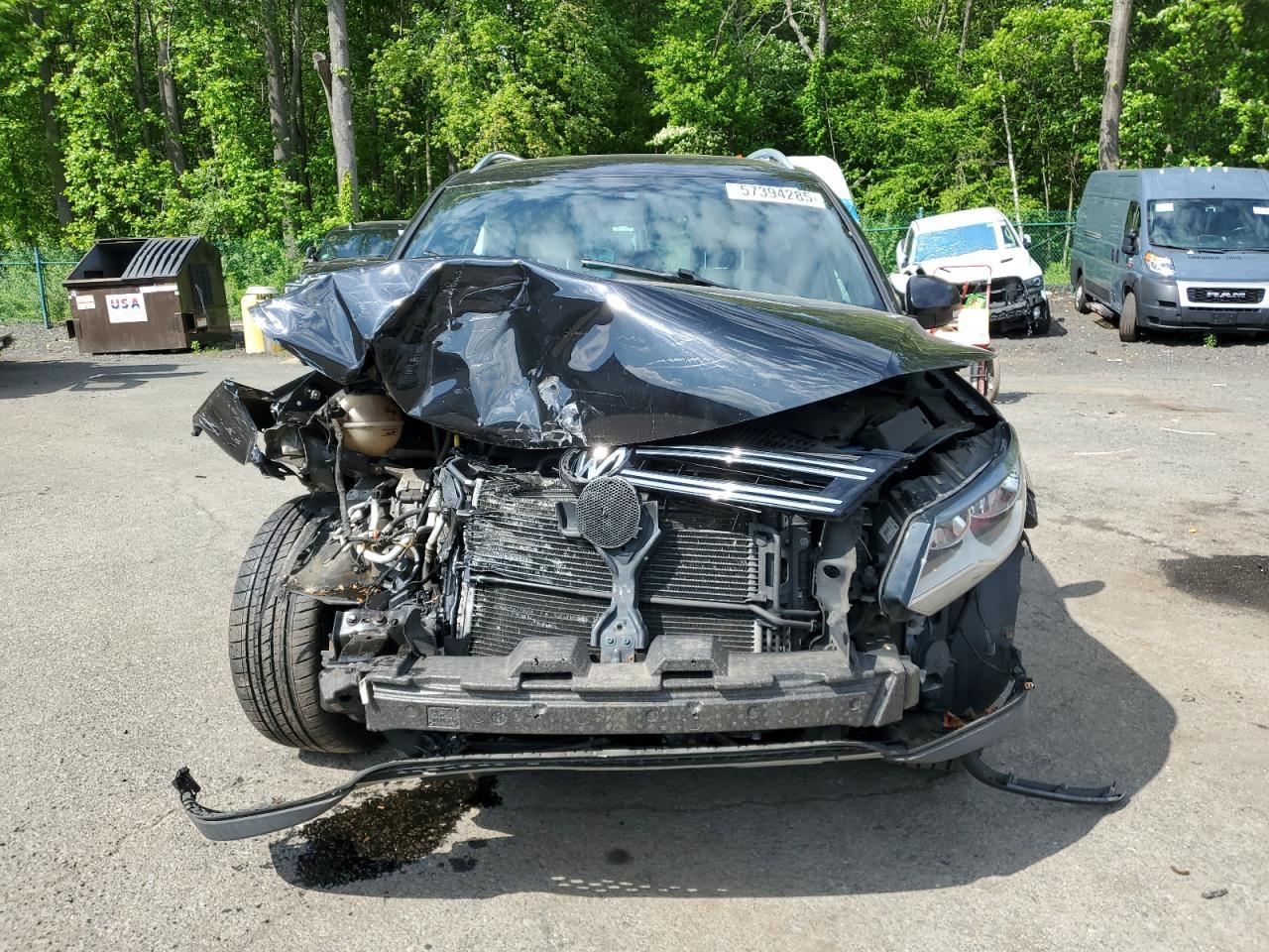 2016 Volkswagen Tiguan S - zdjęcie 5