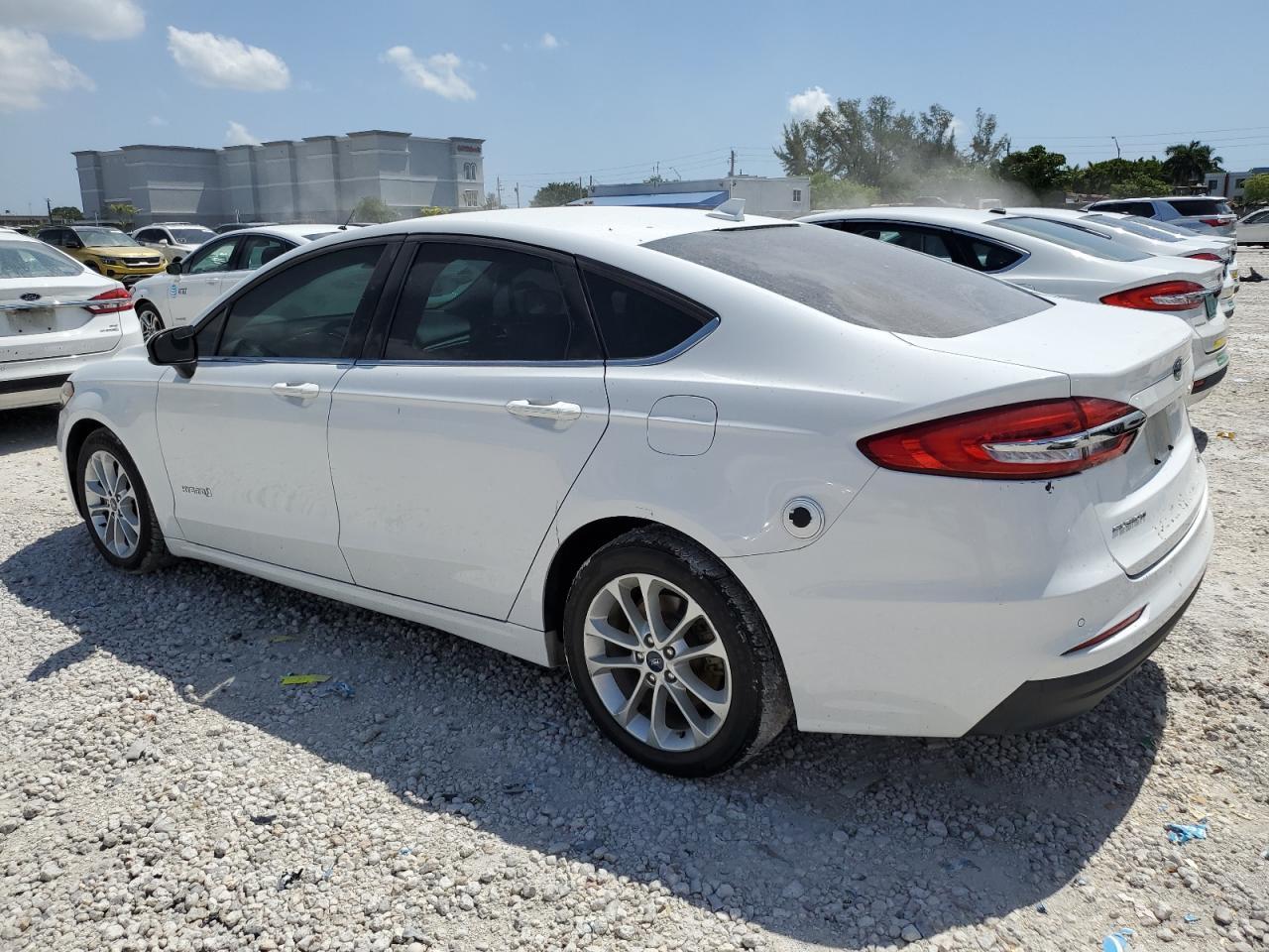 2019 Ford Fusion Se - zdjęcie 2