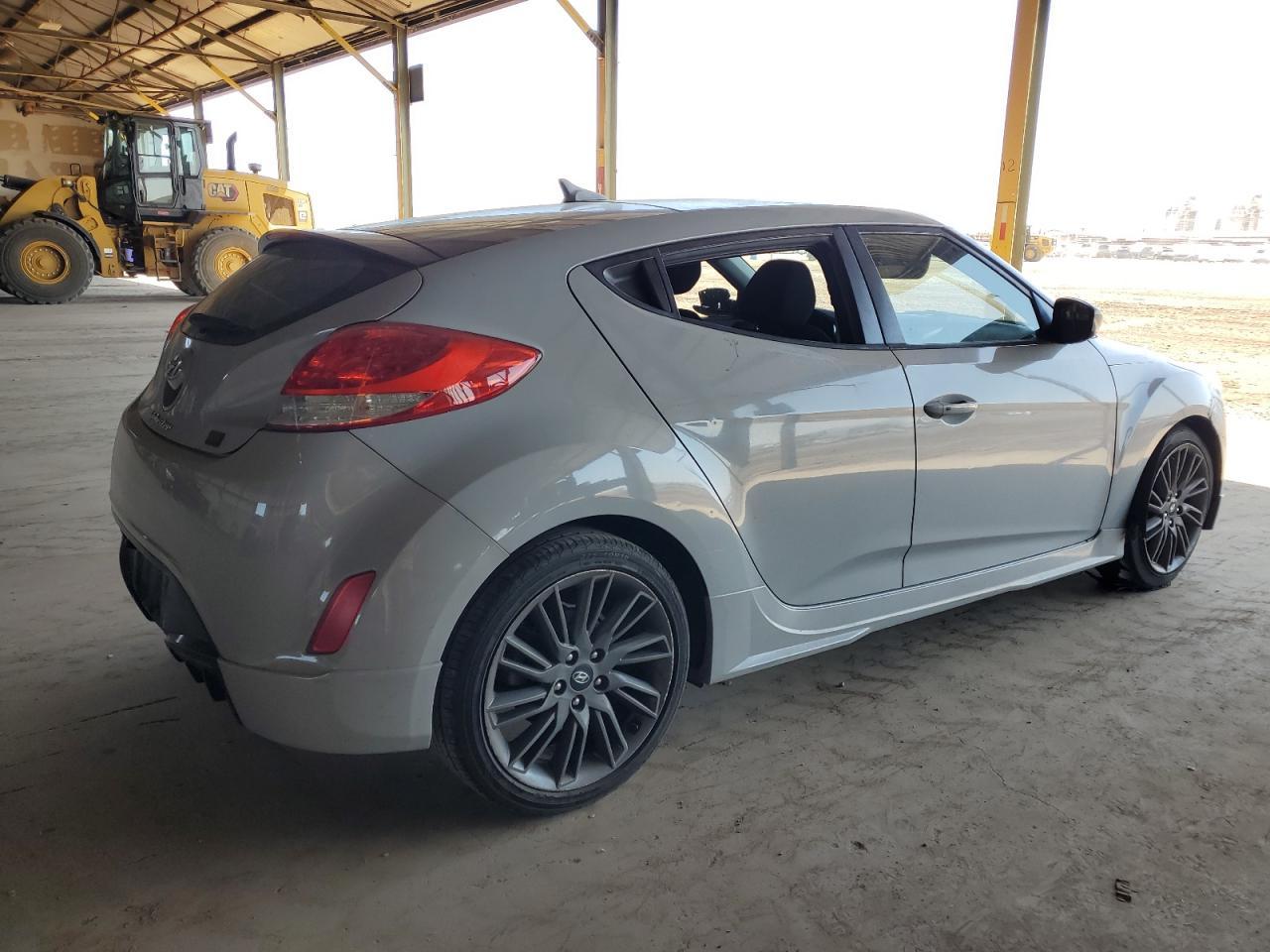 2013 Hyundai Veloster - zdjęcie 3