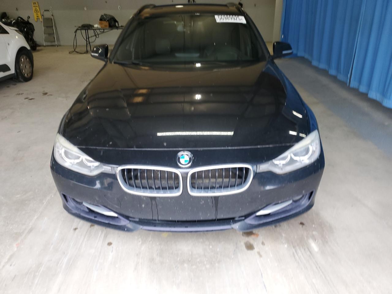 2014 BMW 328 Xi - zdjęcie 5