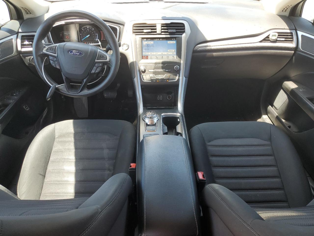 2019 Ford Fusion Se - zdjęcie 8