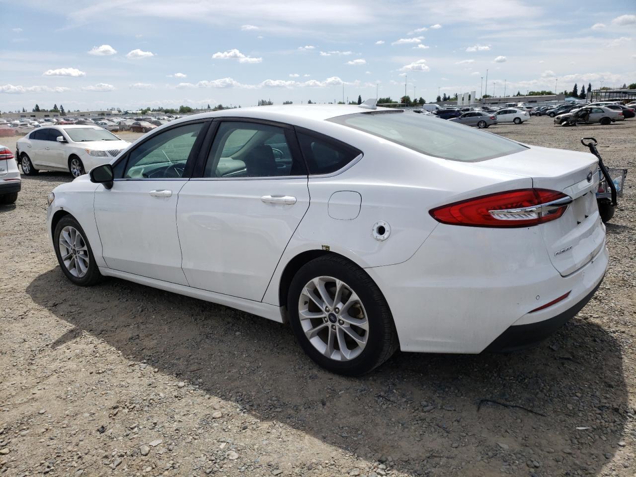 2020 Ford Fusion Se - zdjęcie 2