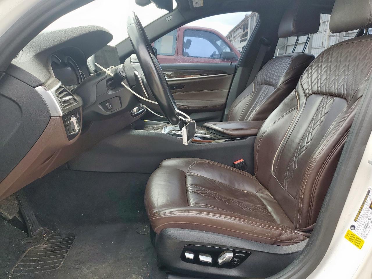 2017 BMW 530 I - zdjęcie 7