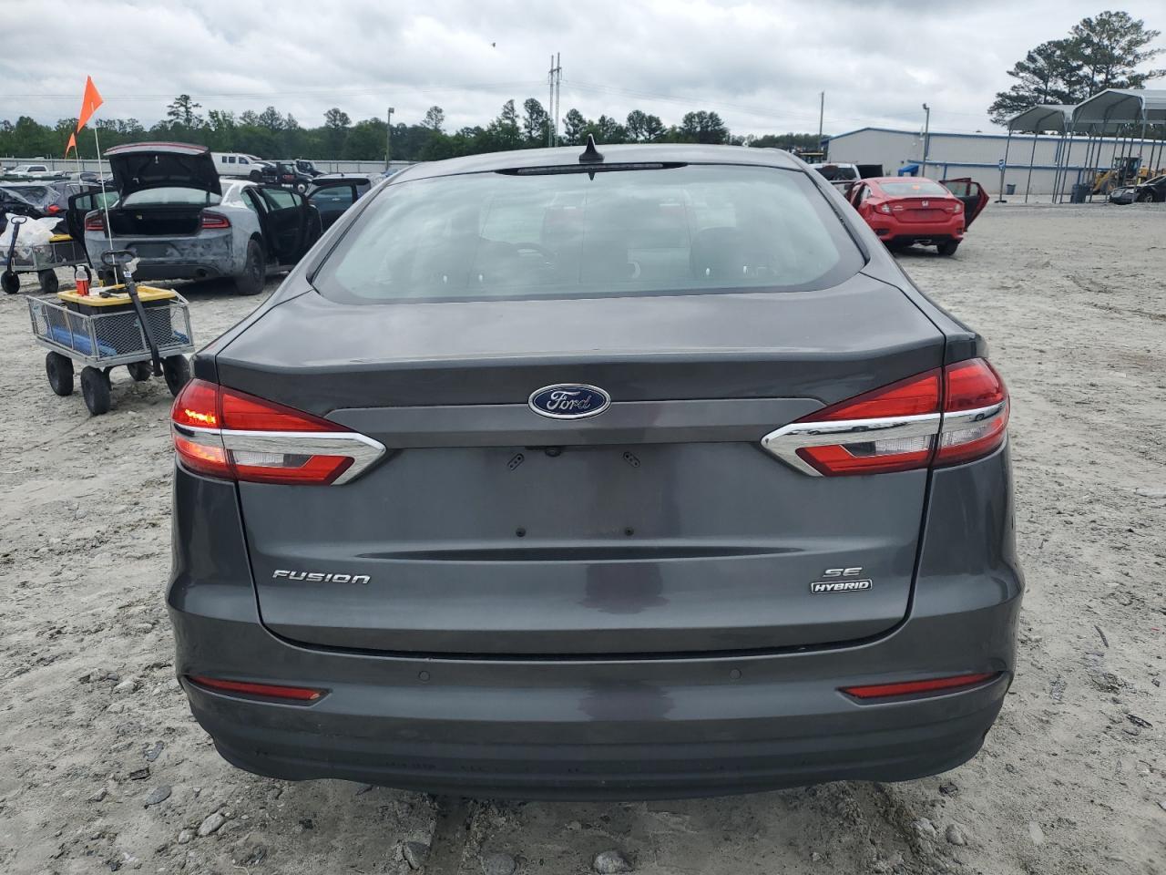 2020 Ford Fusion Se - zdjęcie 6