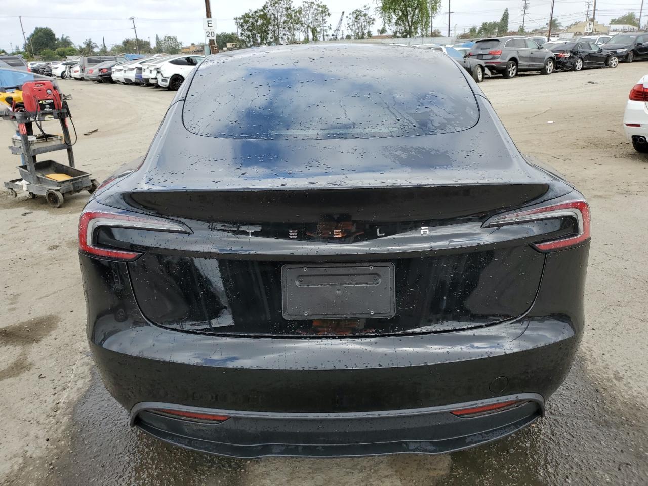 2024 Tesla Model 3 - zdjęcie 6