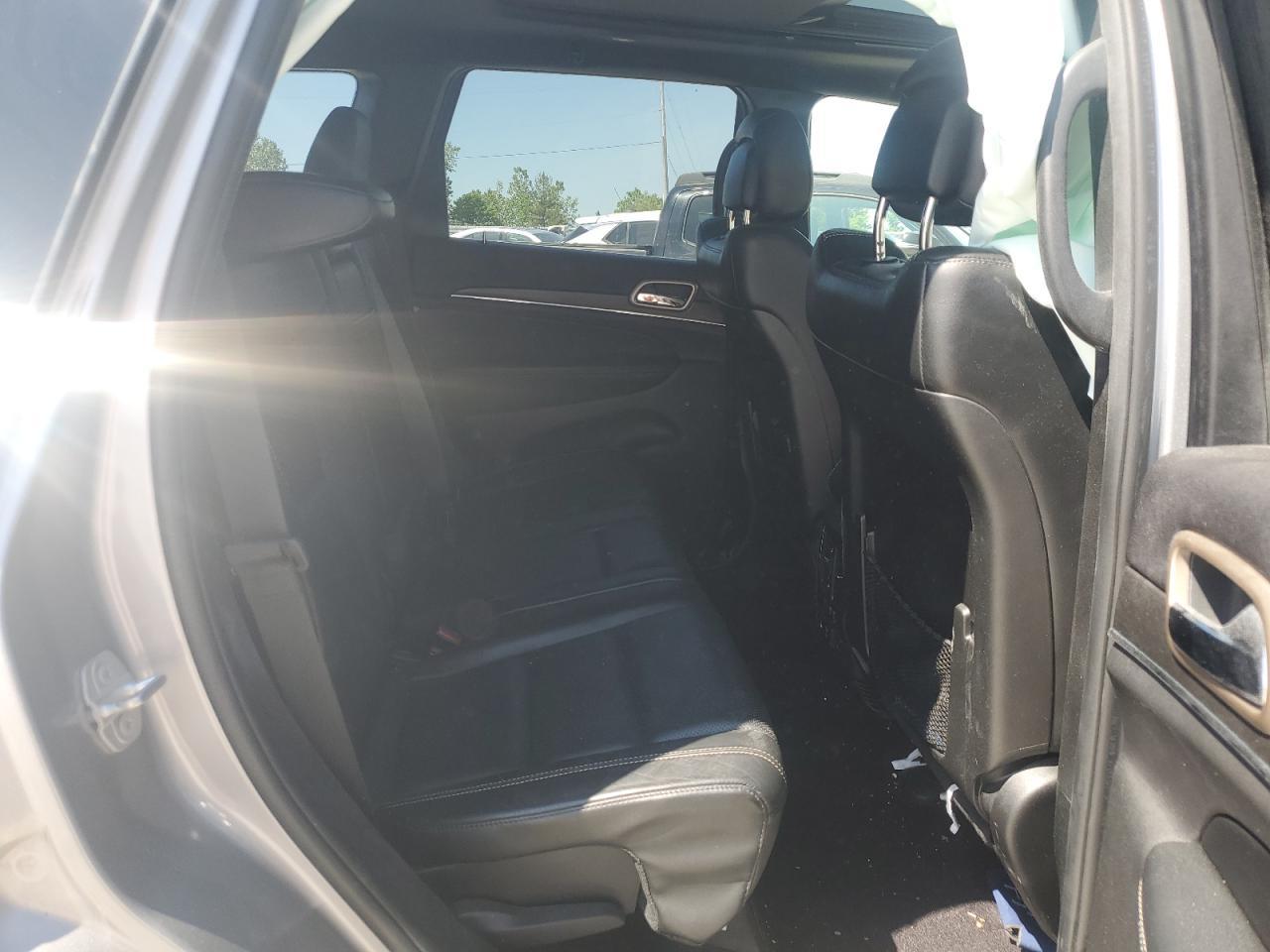 2017 Jeep Grand Cherokee Limited - zdjęcie 11