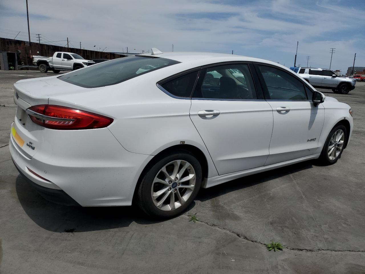 2019 Ford Fusion Se - zdjęcie 3