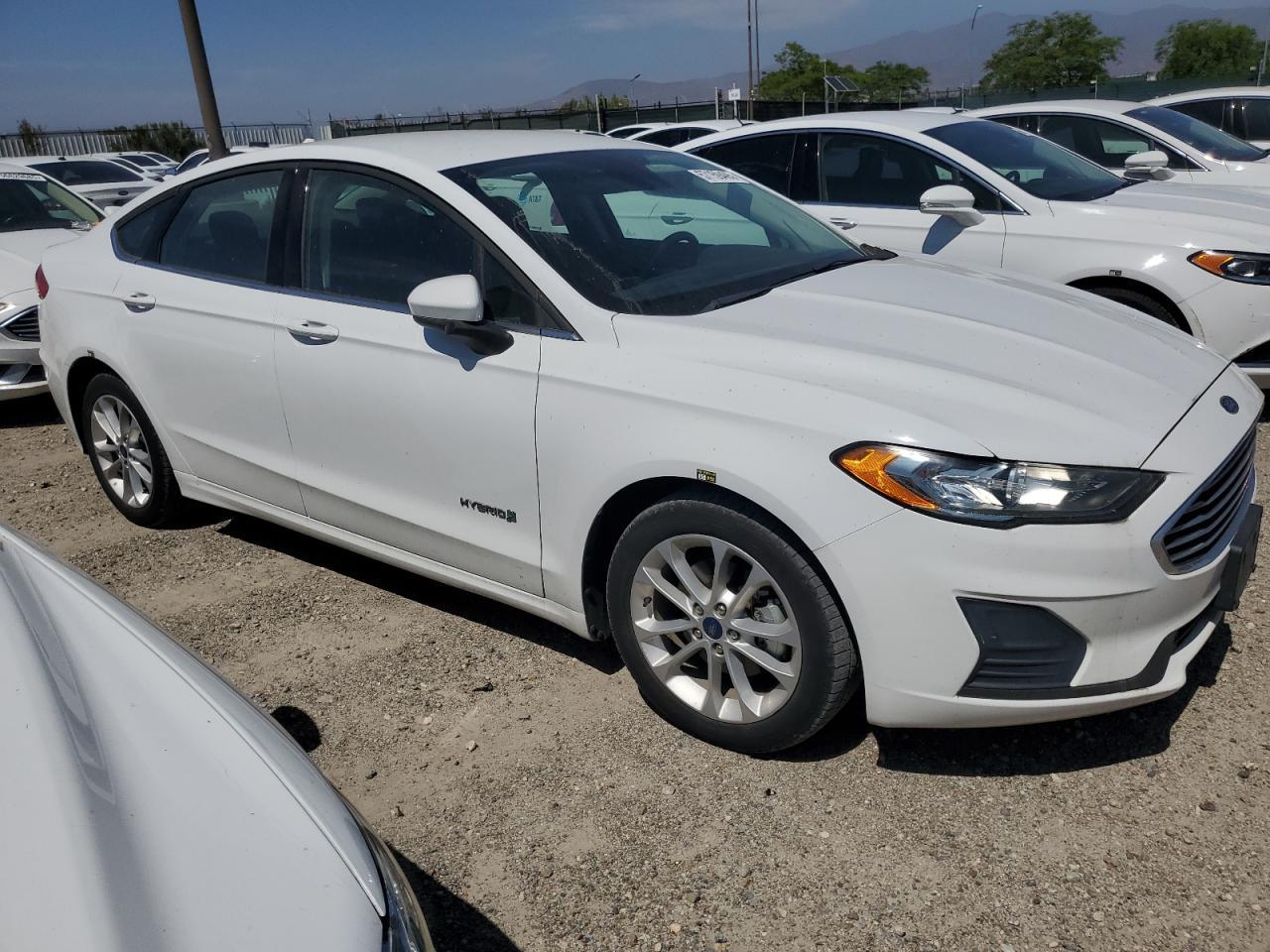 2019 Ford Fusion Se - zdjęcie 4