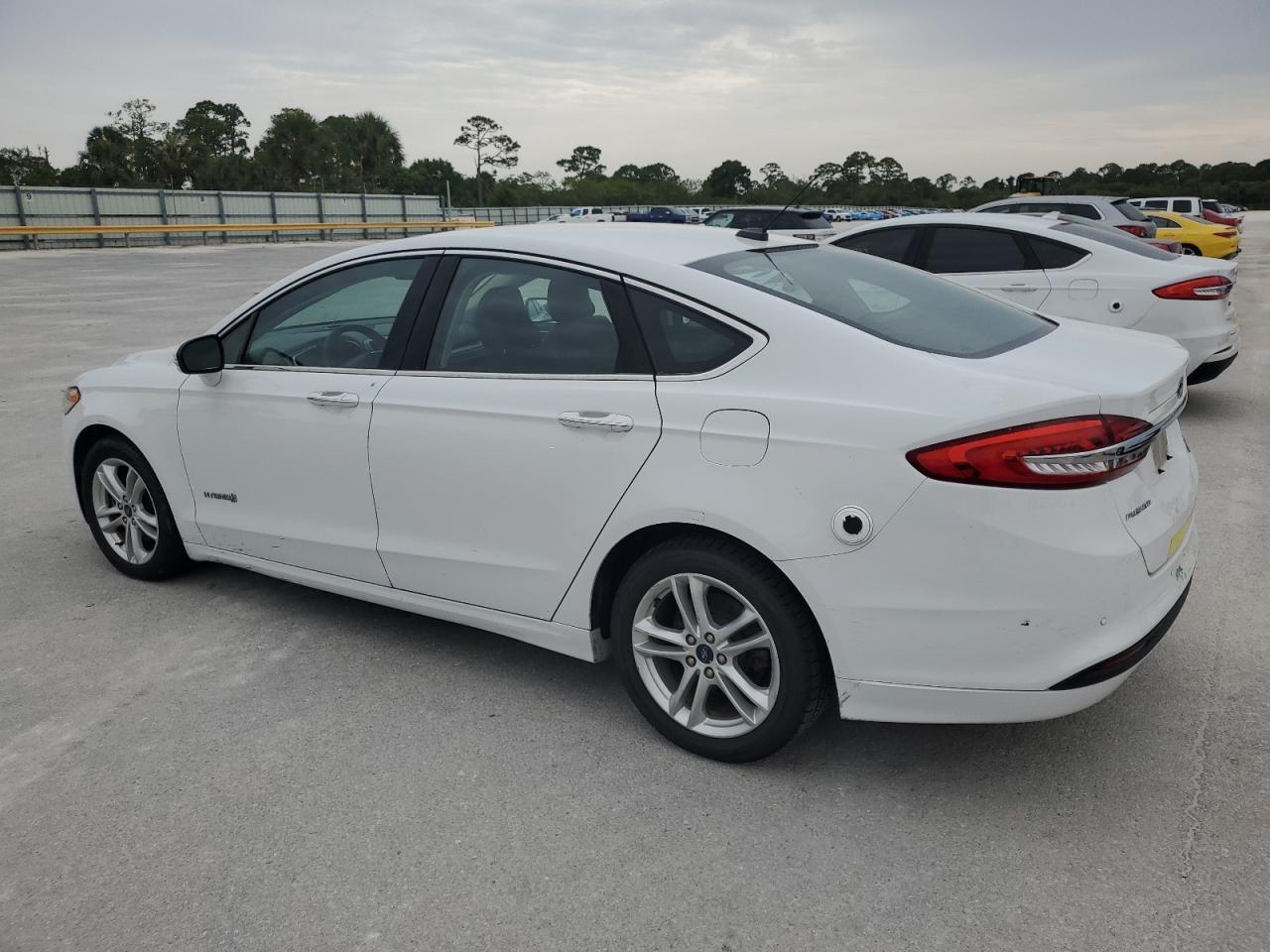 2018 Ford Fusion Se Hybrid - zdjęcie 2