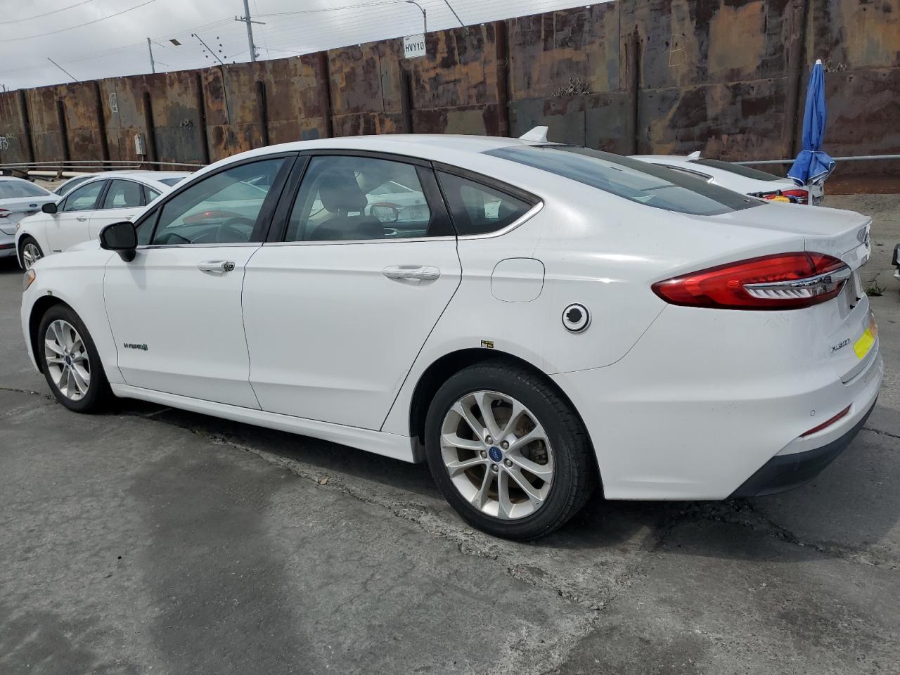 2019 Ford Fusion Se - zdjęcie 2