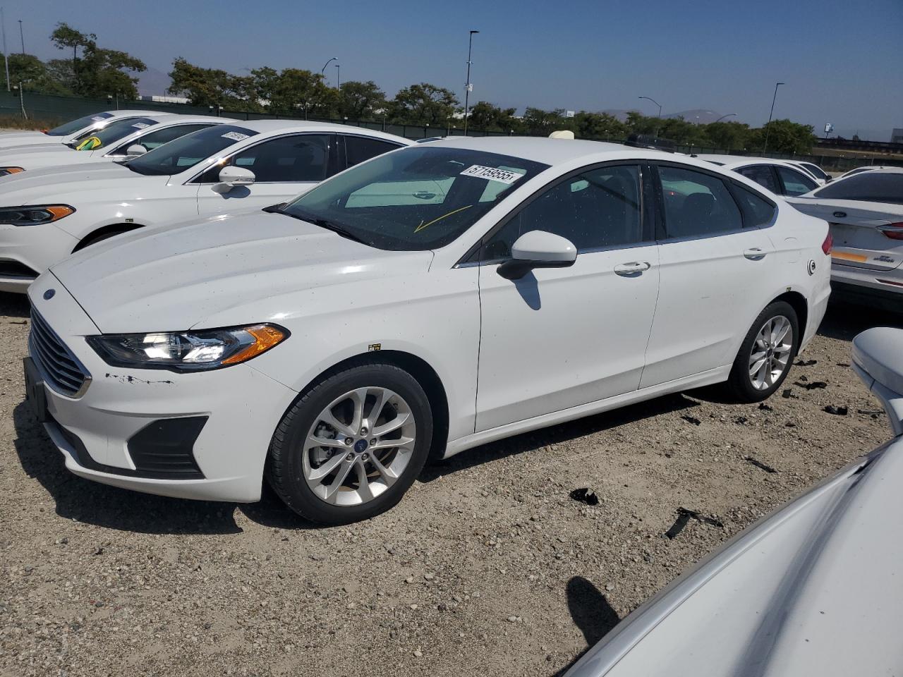 2020 Ford Fusion Se - zdjęcie główne