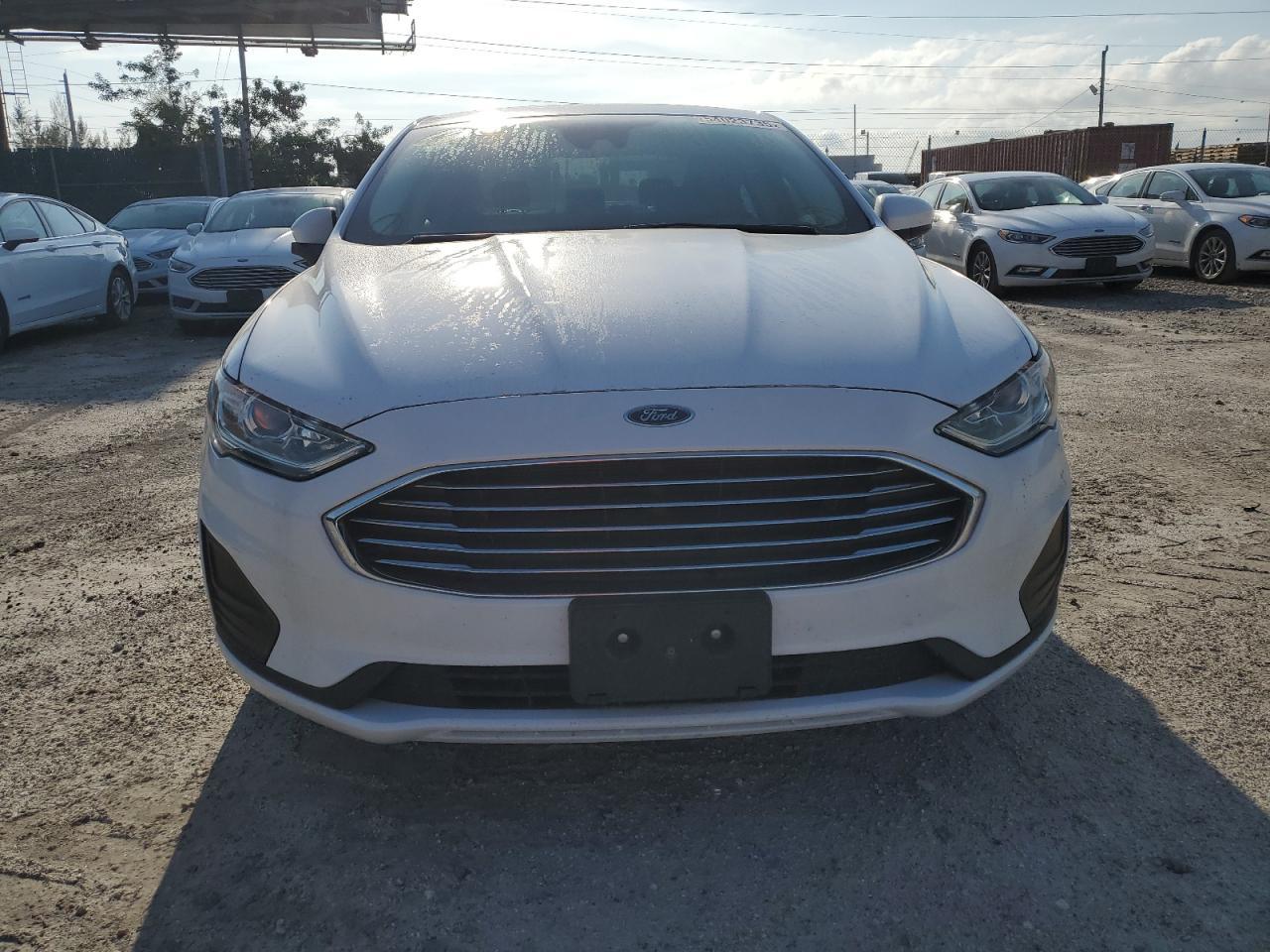 2020 Ford Fusion Se - zdjęcie 5