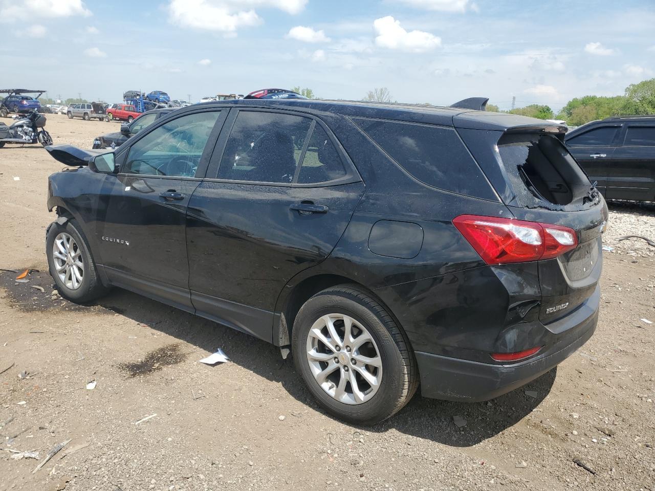 2020 Chevrolet Equinox Ls - zdjęcie 2