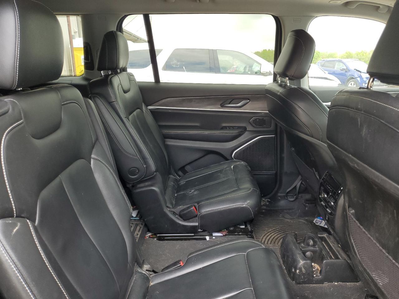 2022 Jeep Grand Cherokee L Limited - zdjęcie 11