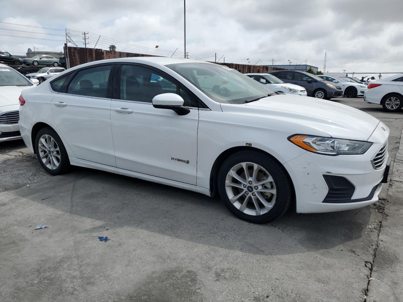 2019 Ford Fusion Se - zdjęcie 4